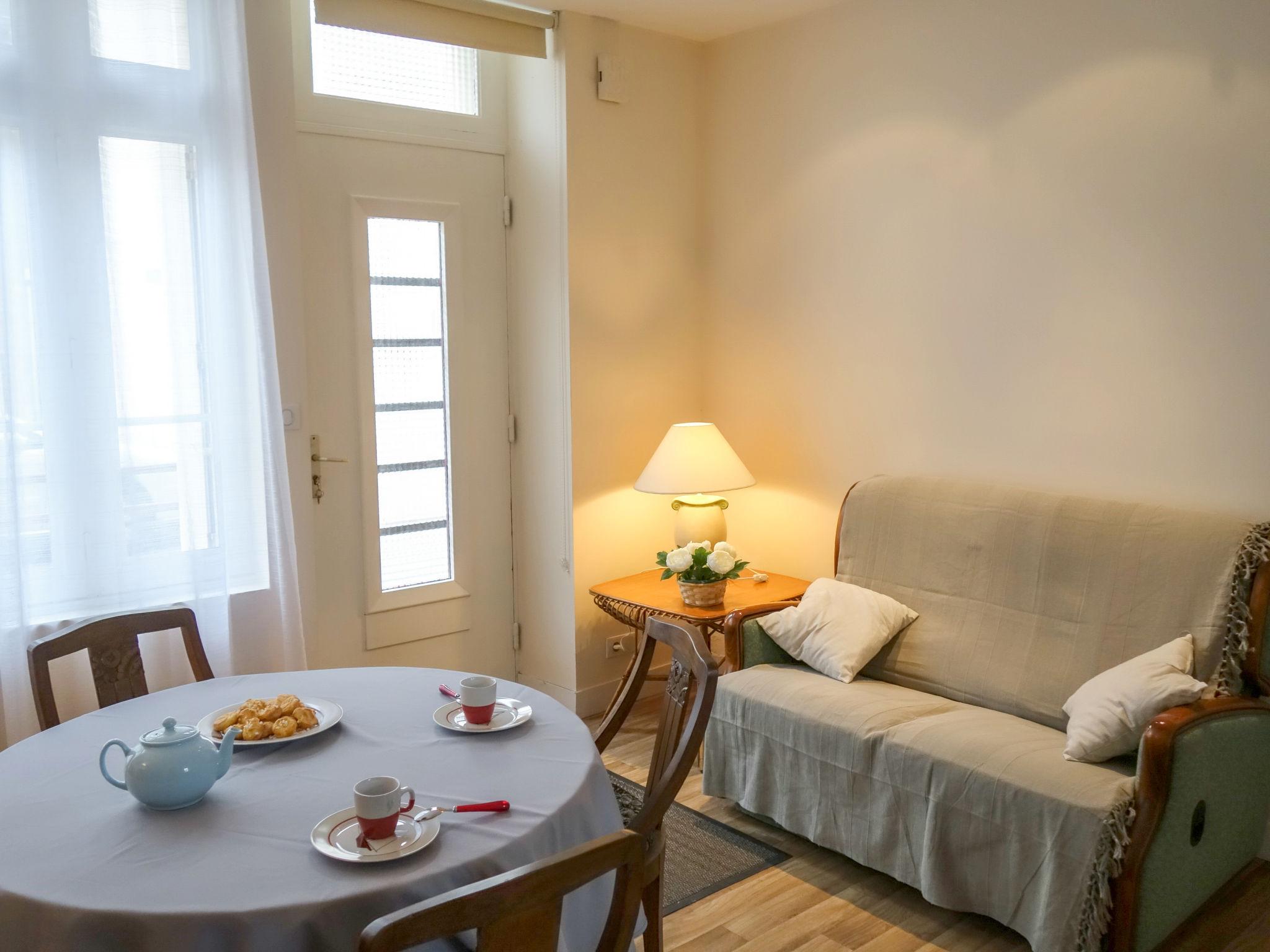 Photo 8 - Maison de 1 chambre à Cancale avec jardin et terrasse