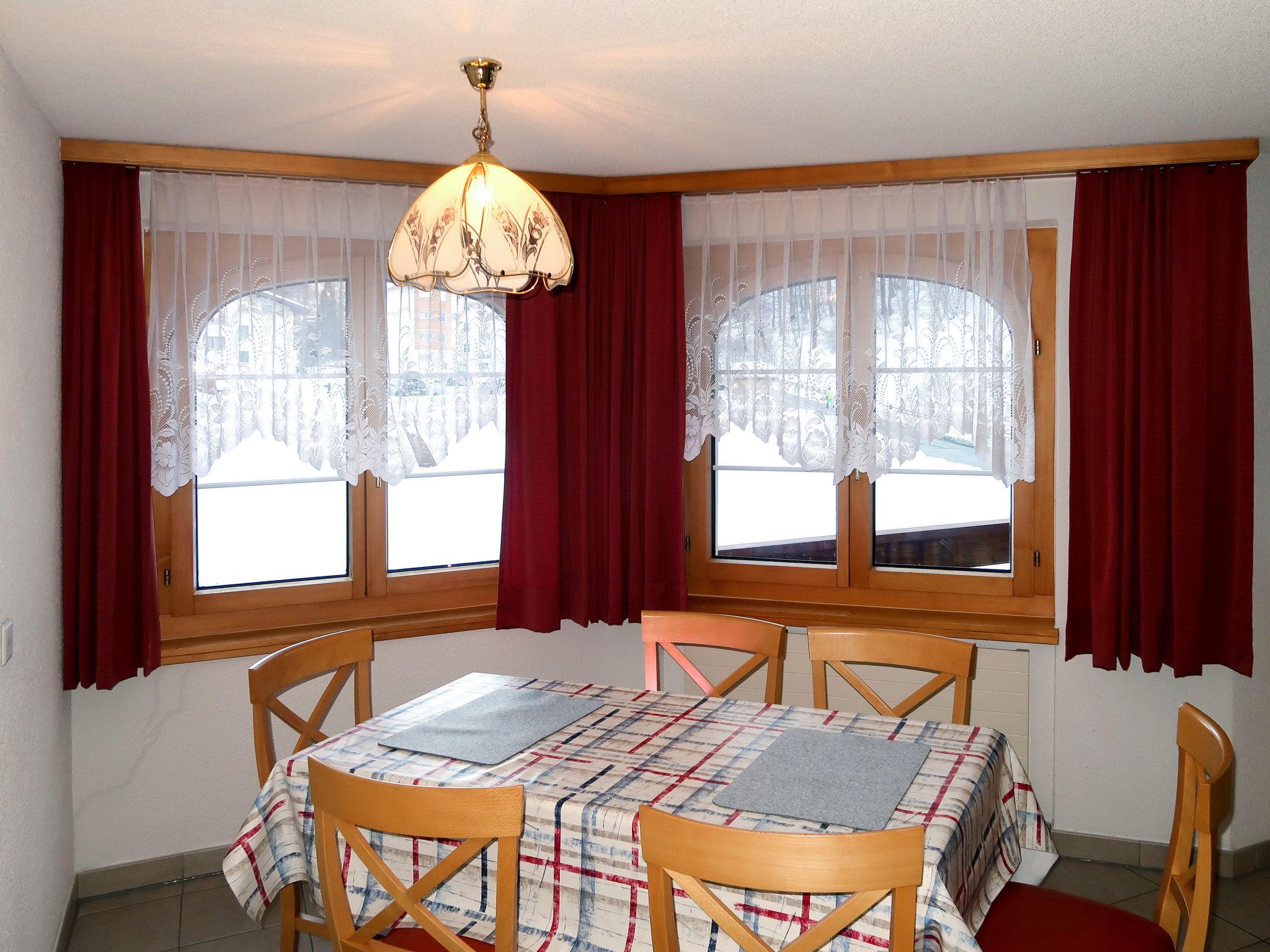 Photo 3 - 2 bedroom Apartment in Saas-Almagell with mountain view