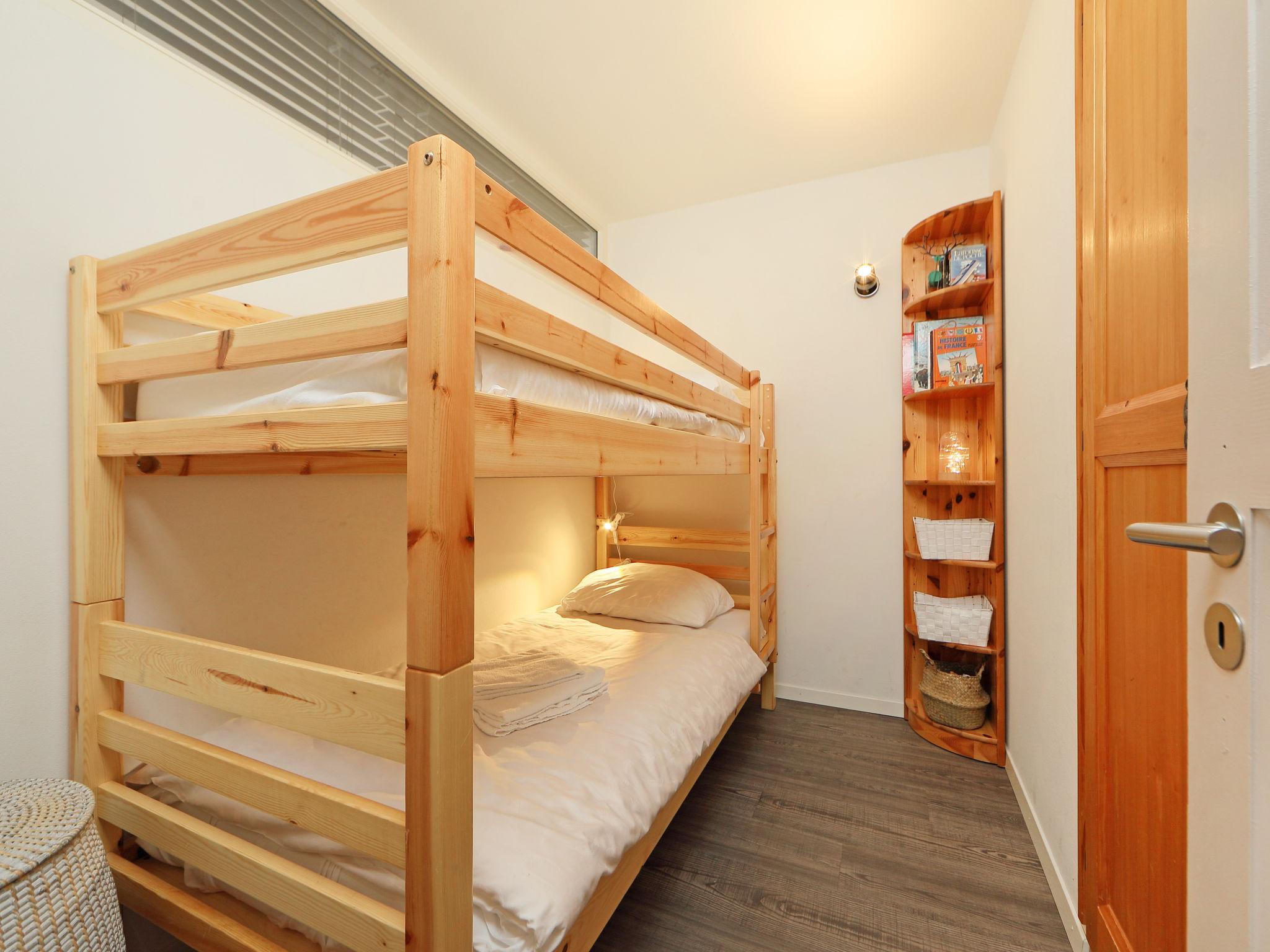 Foto 12 - Appartamento con 2 camere da letto a Ollon con terrazza e vista sulle montagne