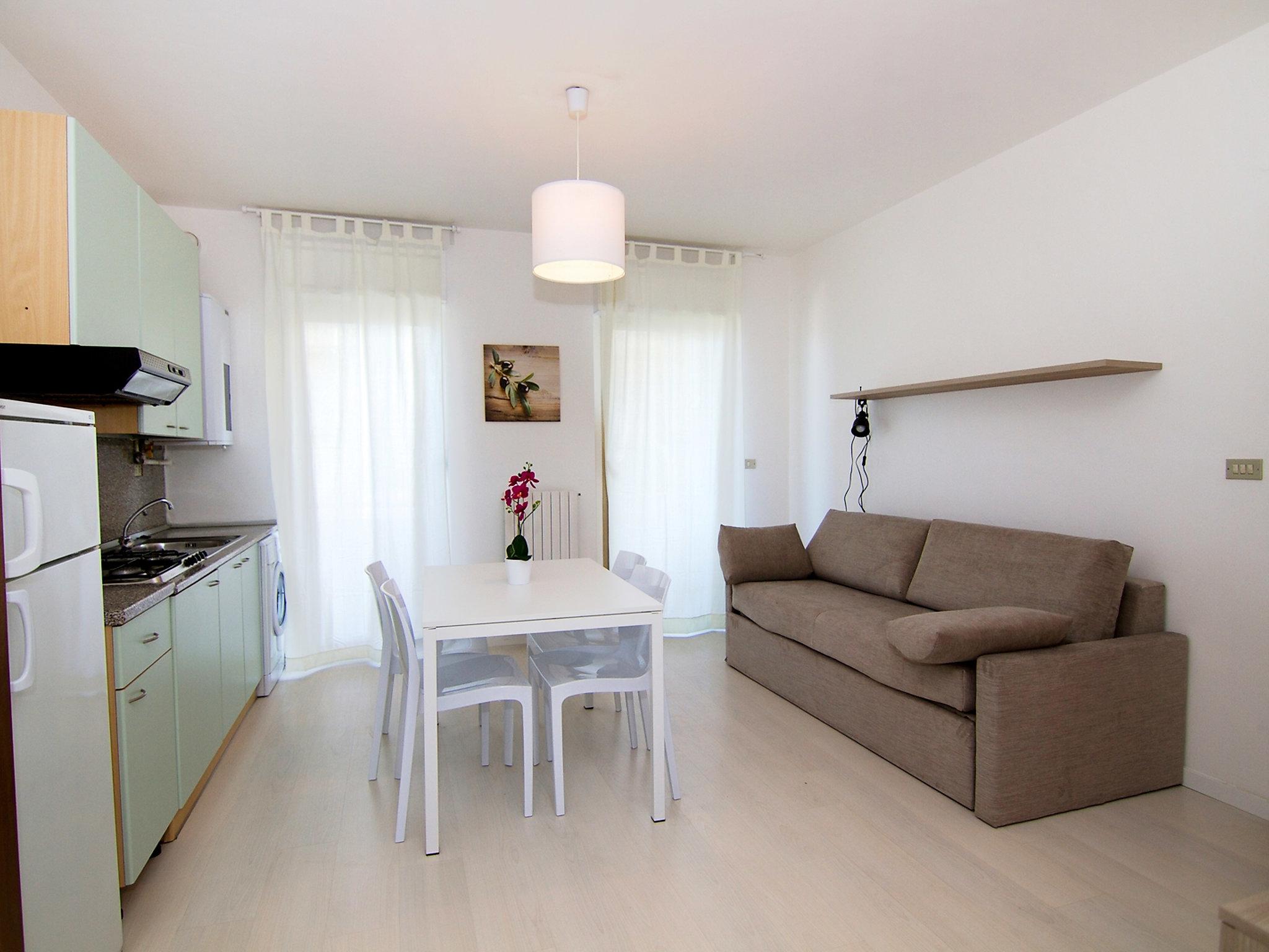 Foto 6 - Apartamento de 1 habitación en San Benedetto del Tronto con jardín