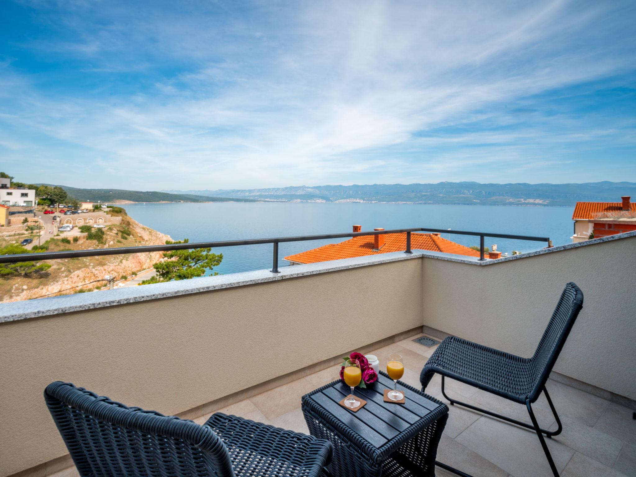 Photo 17 - Maison de 3 chambres à Vrbnik avec piscine privée et jardin