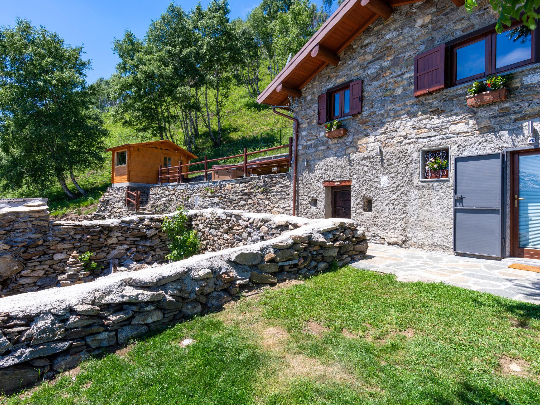 Photo 25 - Maison de 1 chambre à Sorico avec jardin et terrasse