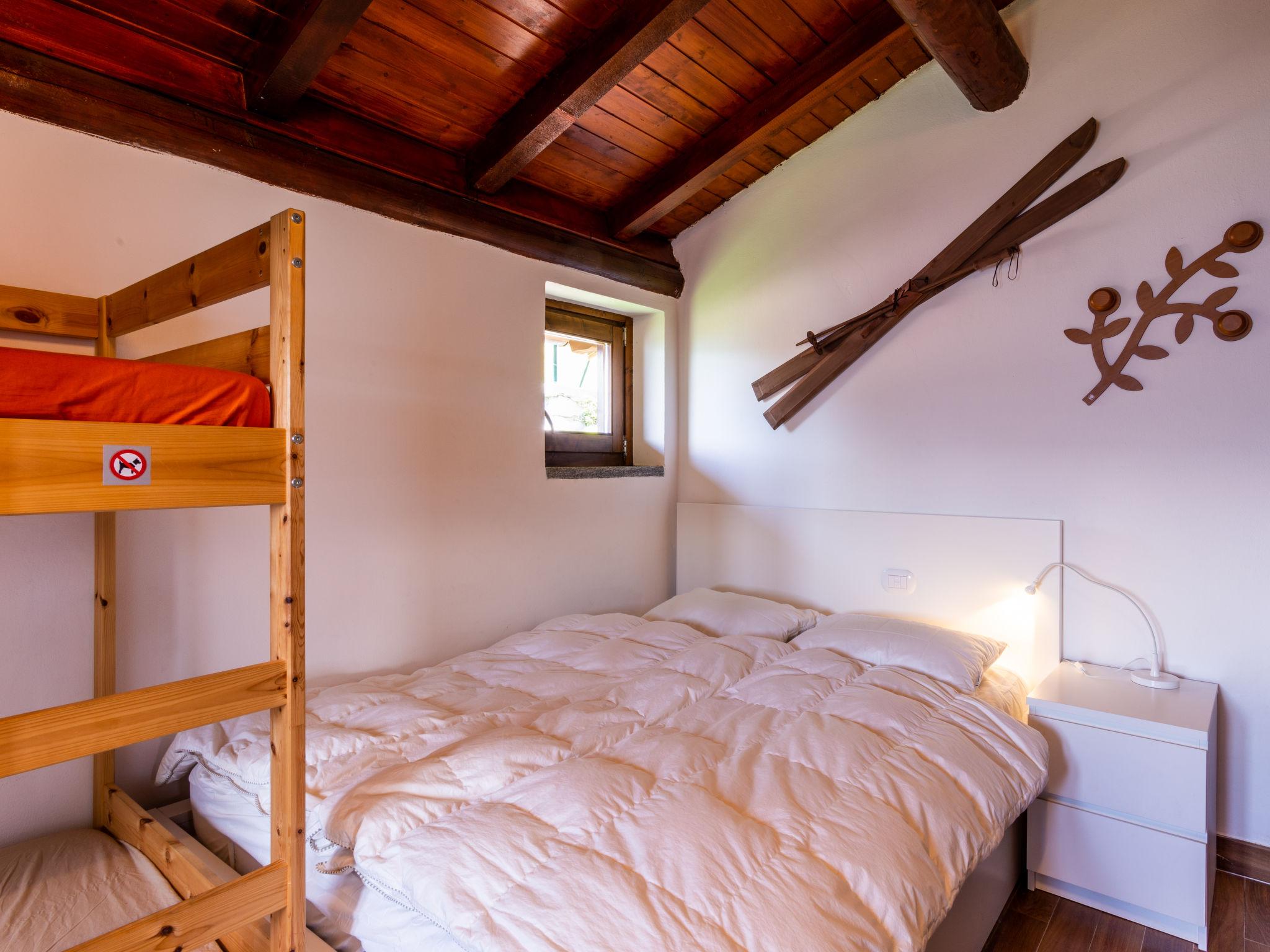 Foto 10 - Haus mit 1 Schlafzimmer in Sorico mit garten und blick auf die berge