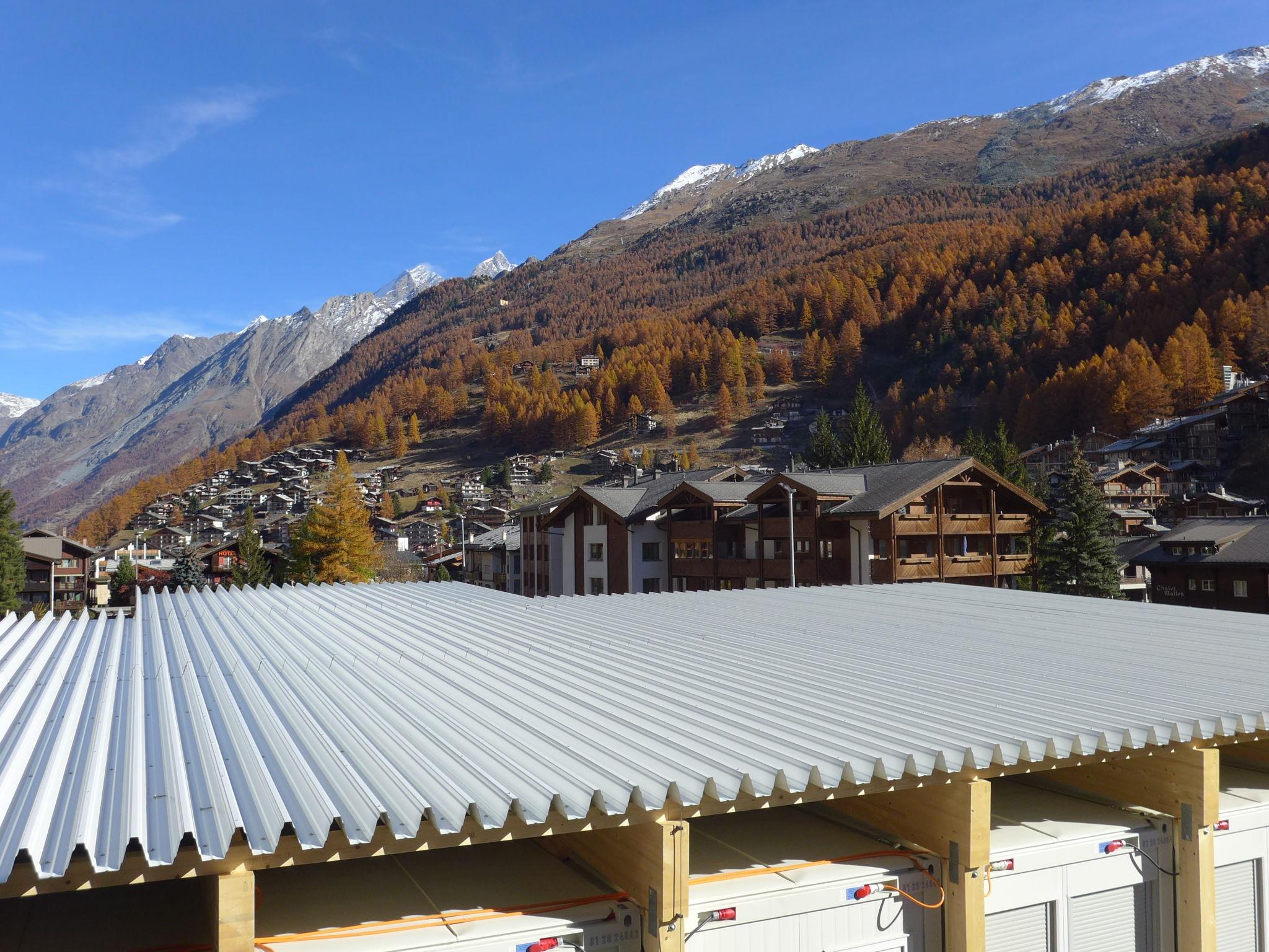 Photo 14 - Appartement de 1 chambre à Zermatt avec vues sur la montagne