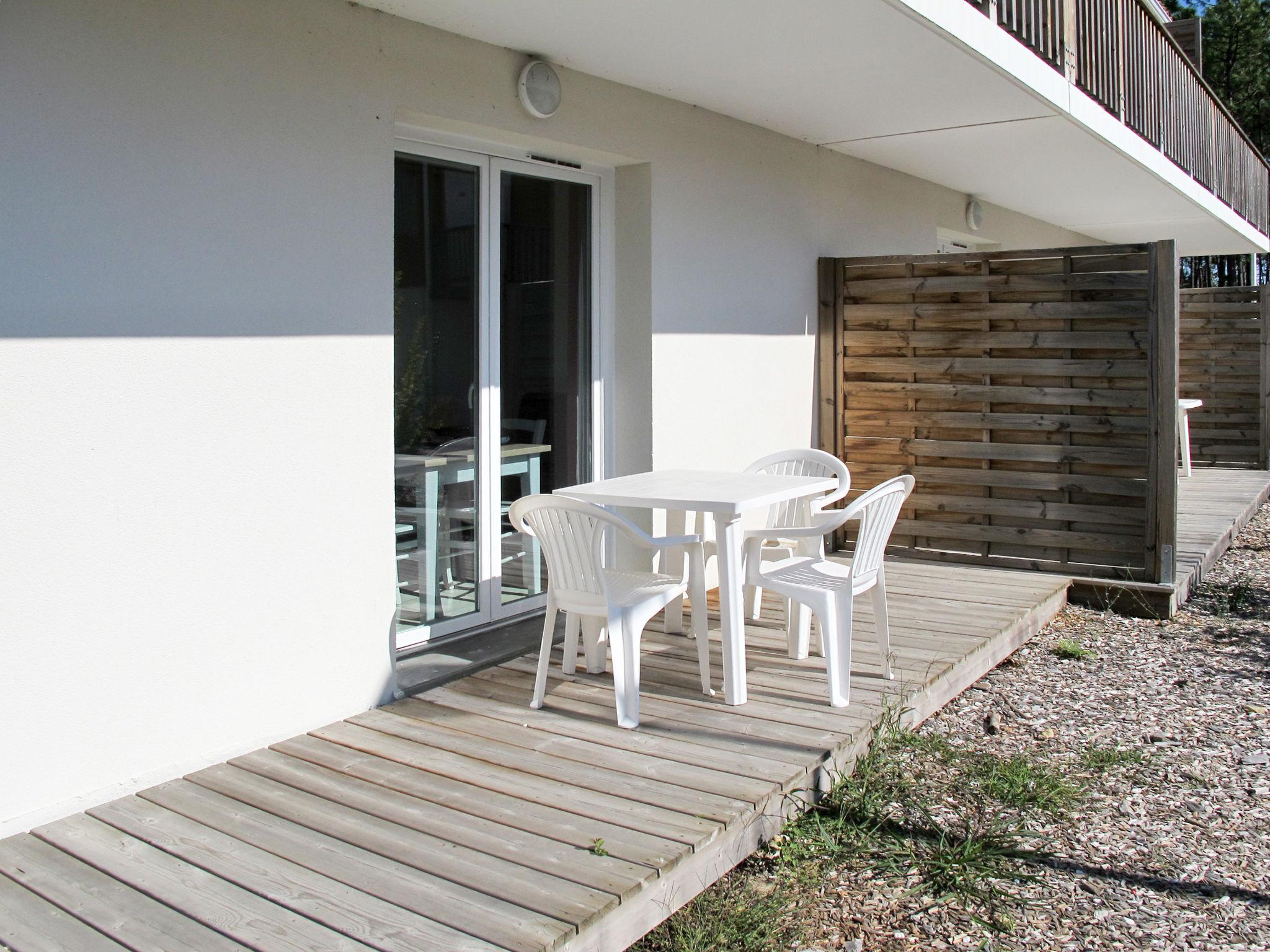 Photo 3 - Apartment in Parentis-en-Born with swimming pool and terrace