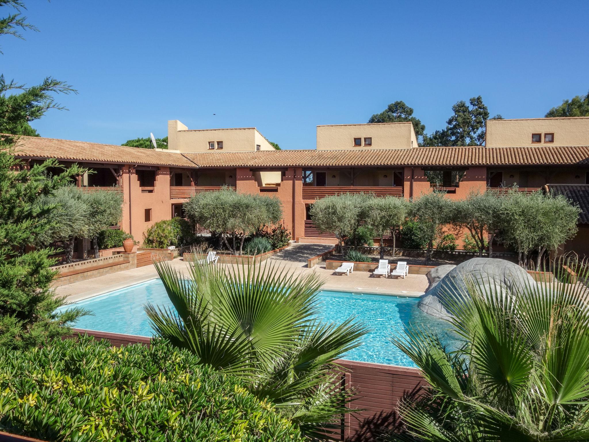 Photo 1 - Appartement en Saint-Cyprien avec piscine et vues à la mer