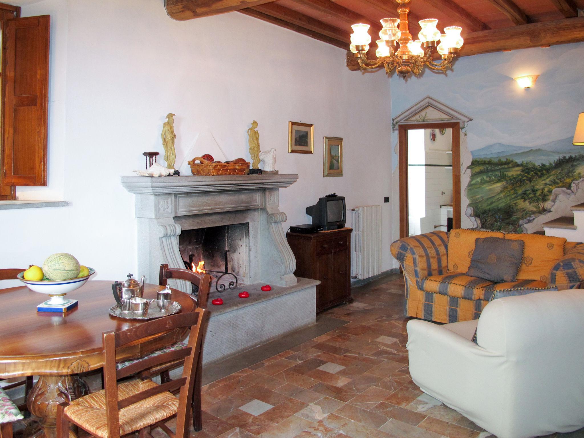 Photo 4 - 2 bedroom House in Greve in Chianti with swimming pool and garden