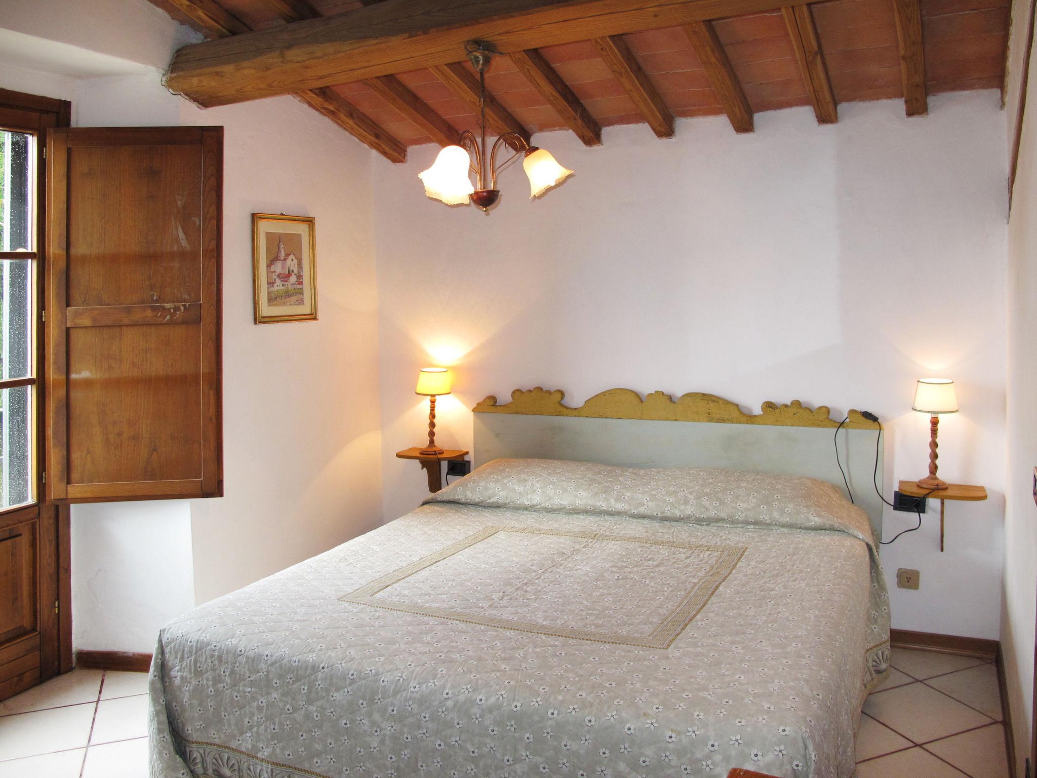 Foto 8 - Casa con 2 camere da letto a Greve in Chianti con piscina e giardino