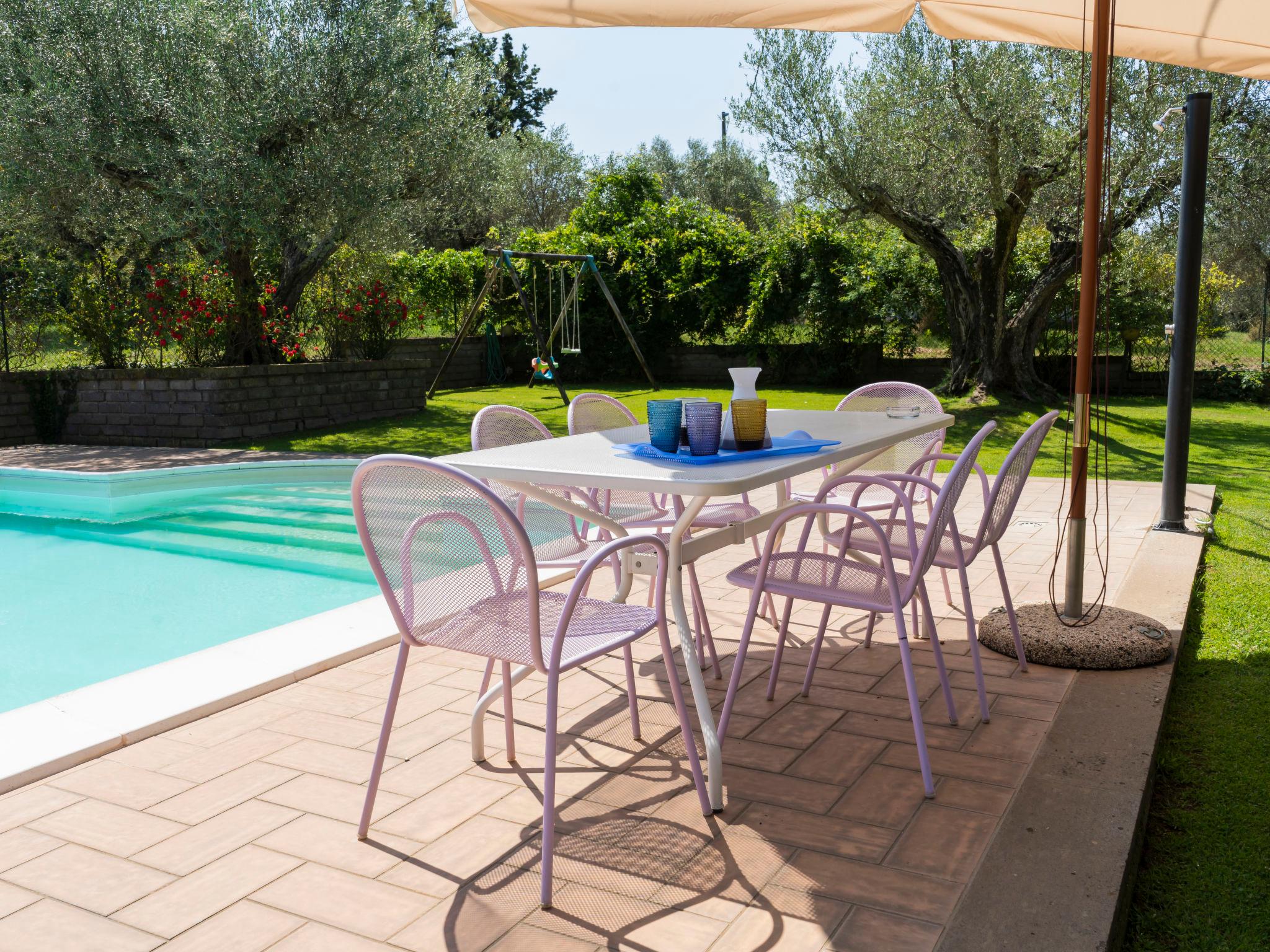 Photo 3 - Maison de 4 chambres à Vetralla avec piscine privée et jardin