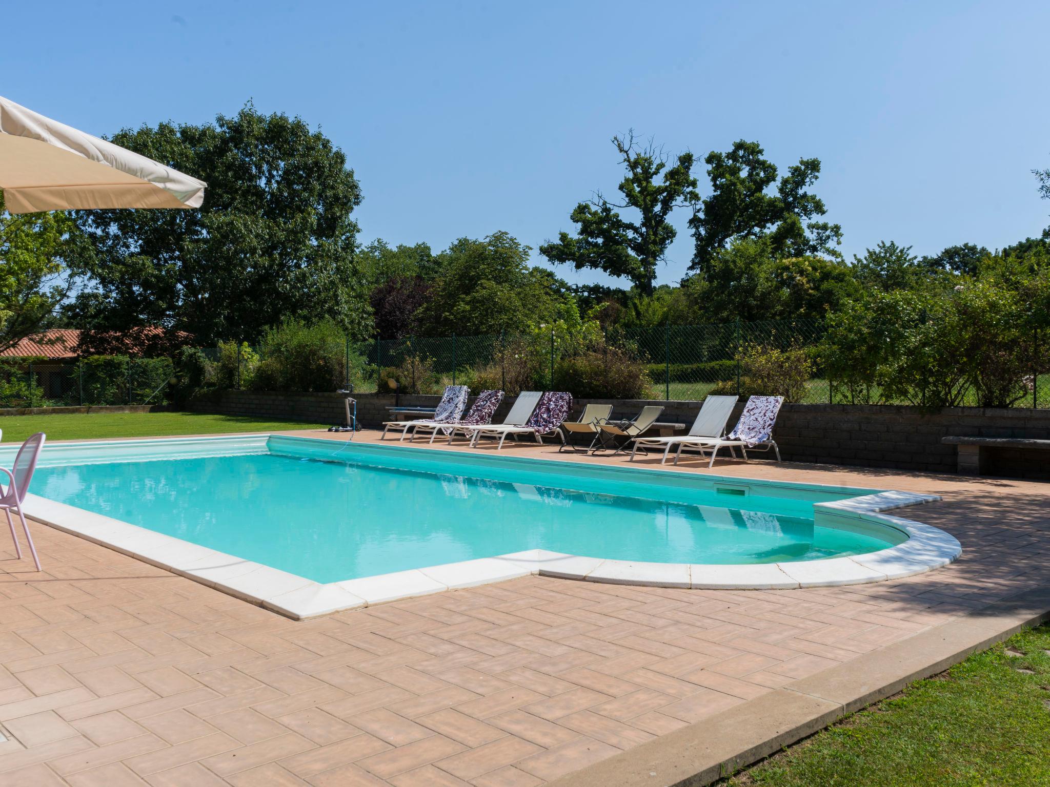 Photo 2 - Maison de 4 chambres à Vetralla avec piscine privée et vues sur la montagne