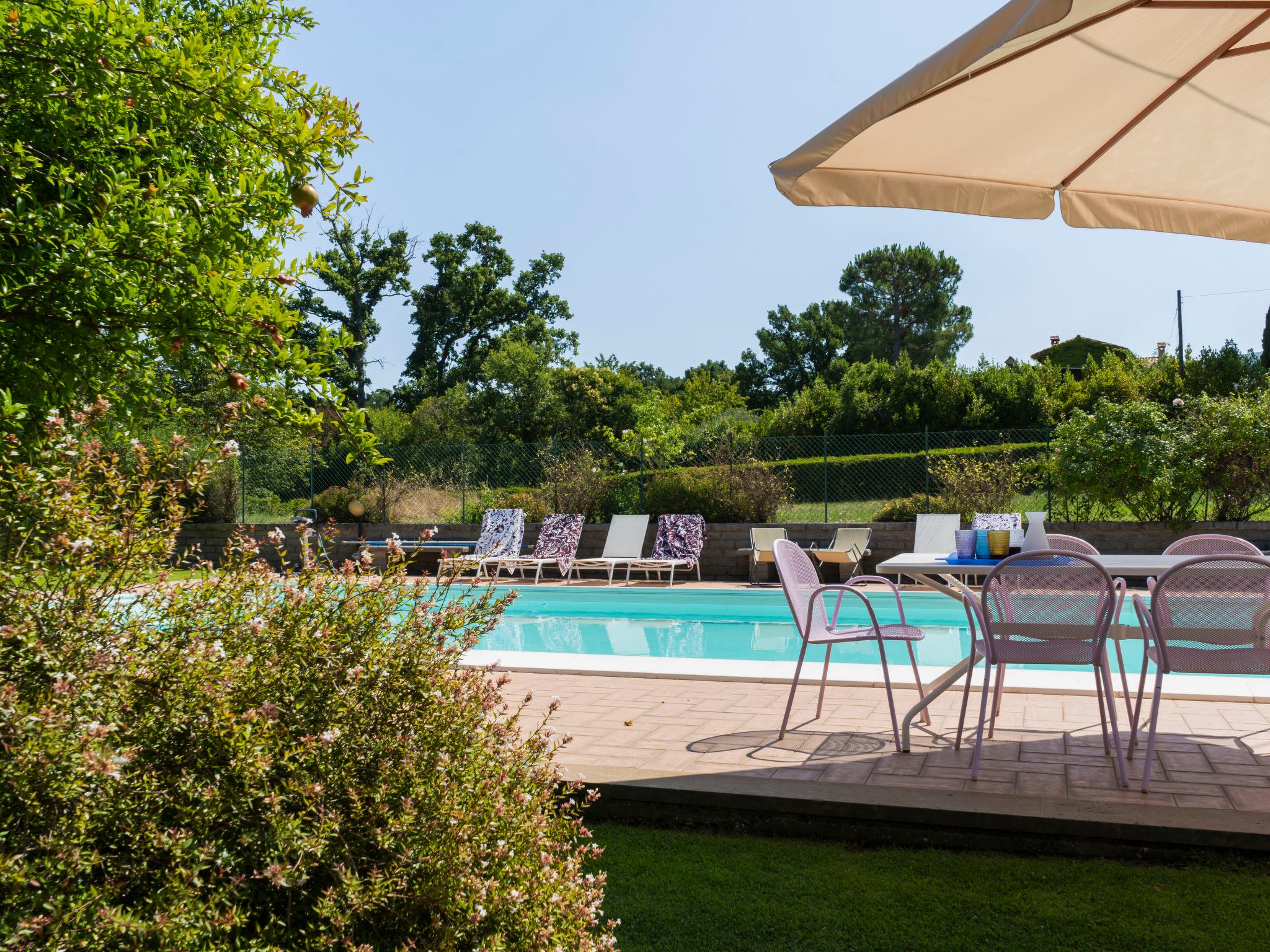 Photo 31 - Maison de 4 chambres à Vetralla avec piscine privée et jardin