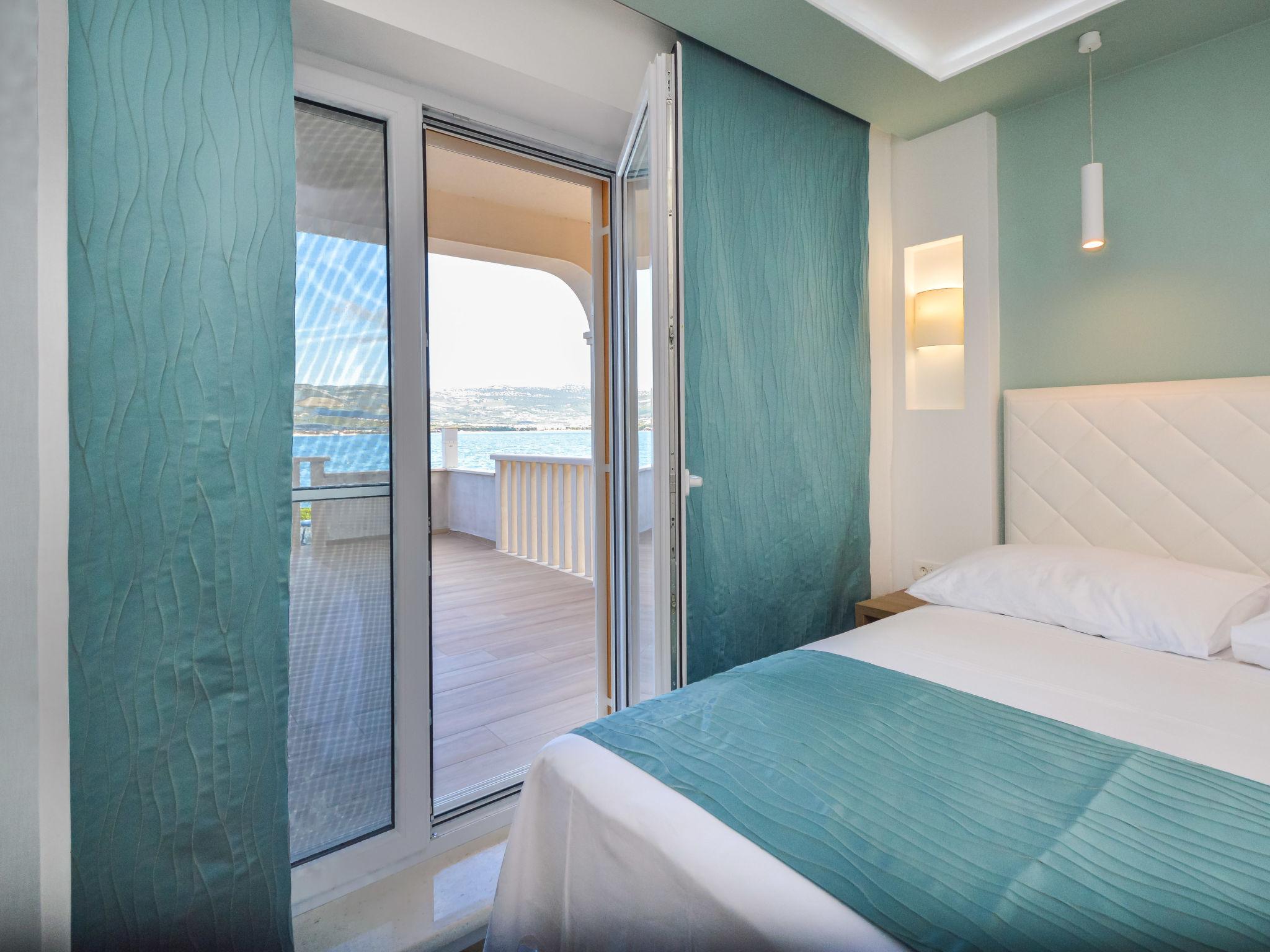 Foto 14 - Apartment mit 3 Schlafzimmern in Trogir mit schwimmbad und terrasse