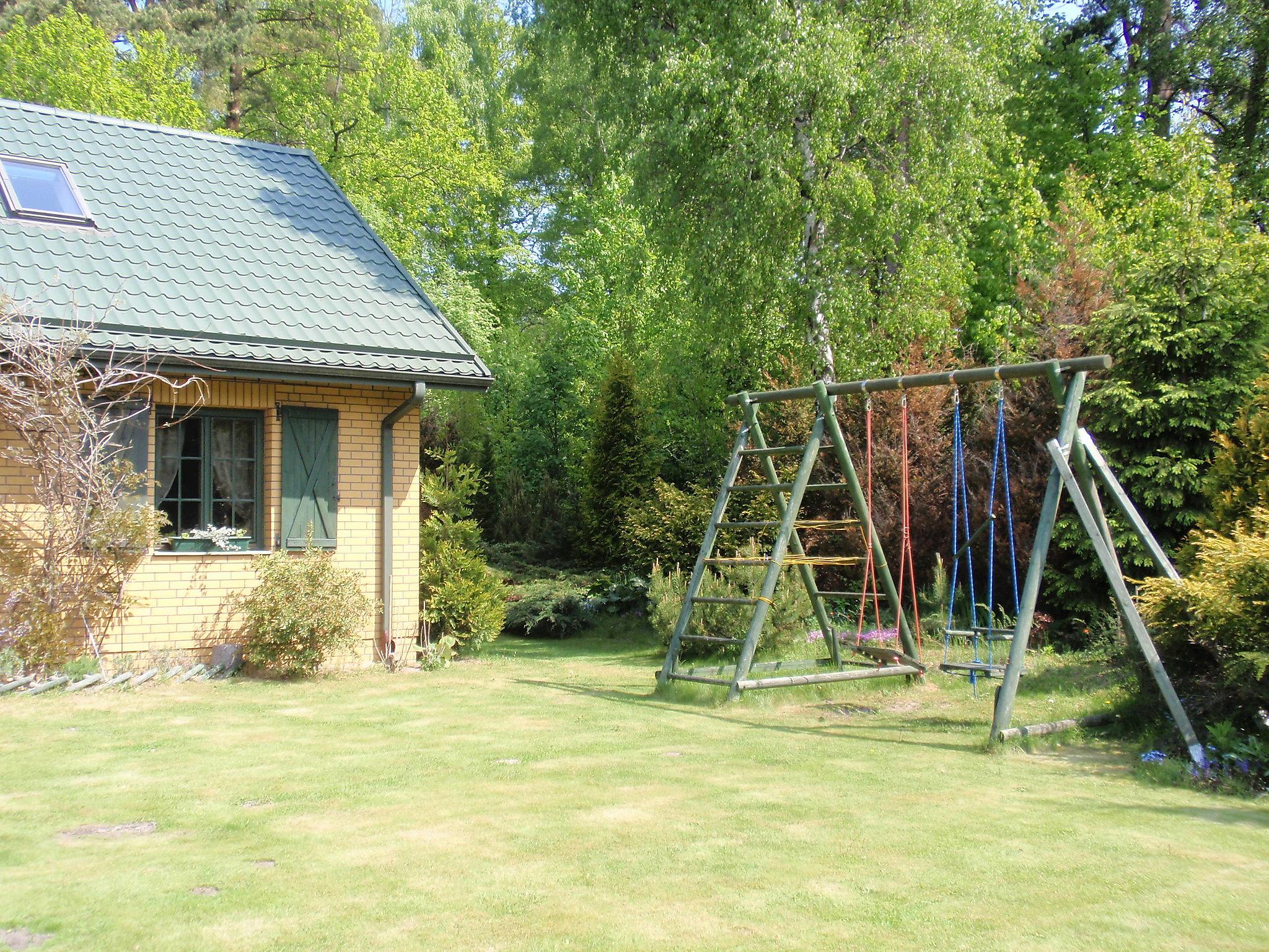 Foto 30 - Casa con 3 camere da letto a Ustka (Gmina) con giardino e terrazza