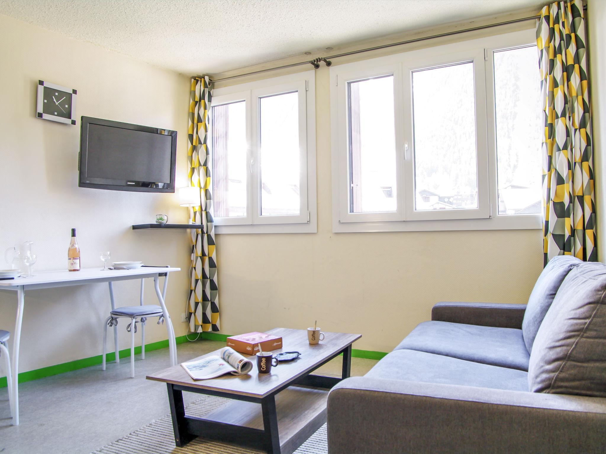 Photo 1 - Apartment in Chamonix-Mont-Blanc with mountain view