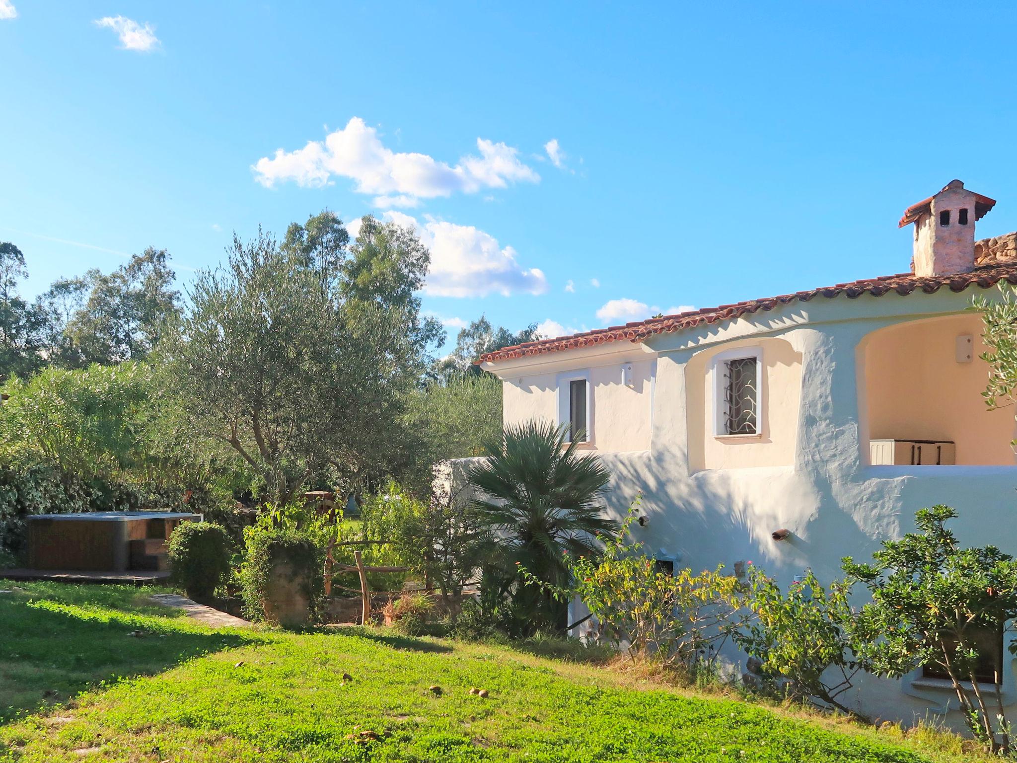 Foto 43 - Casa de 5 habitaciones en San Teodoro con piscina privada y vistas al mar