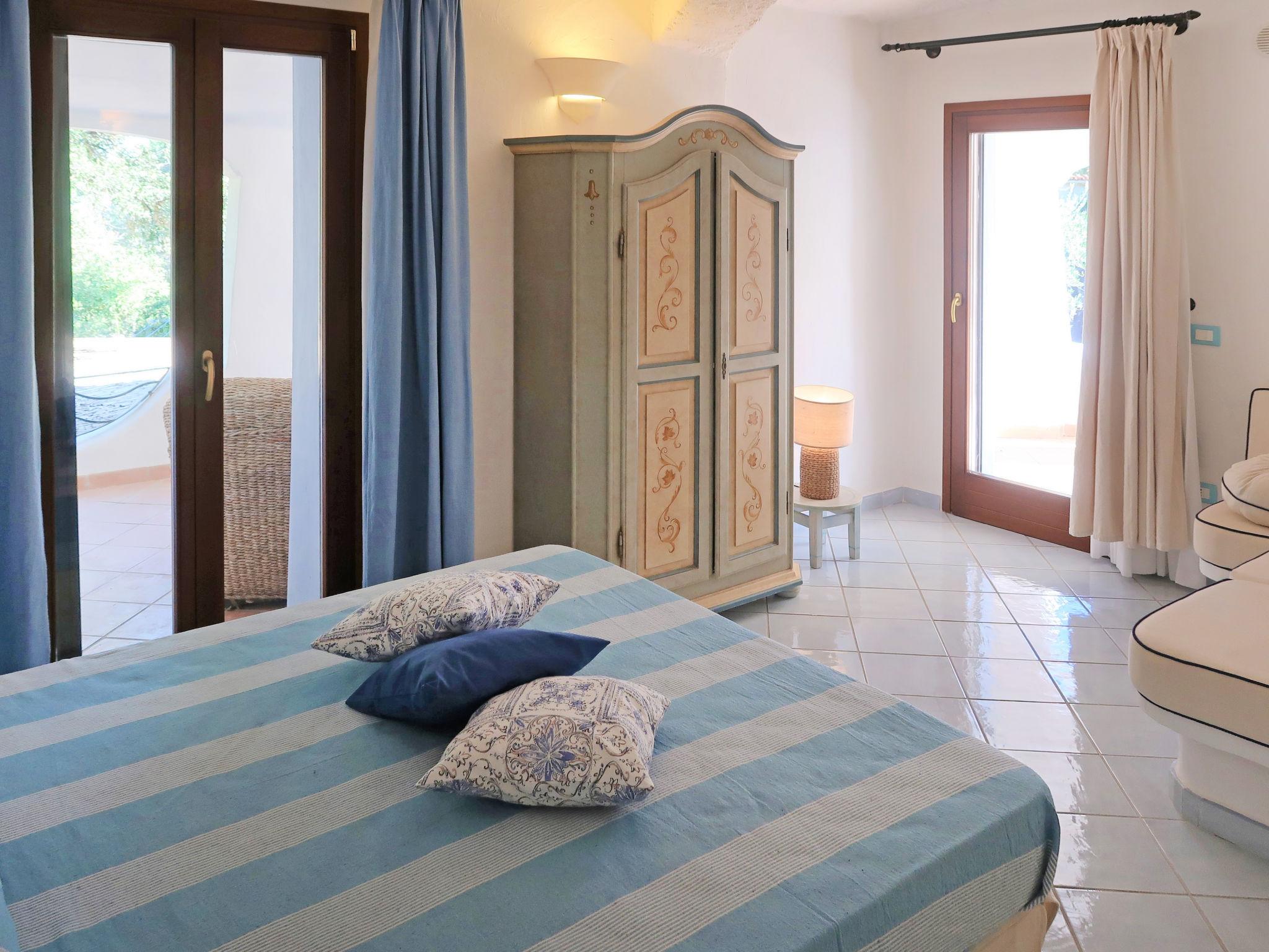 Foto 23 - Casa de 5 quartos em San Teodoro com piscina privada e vistas do mar