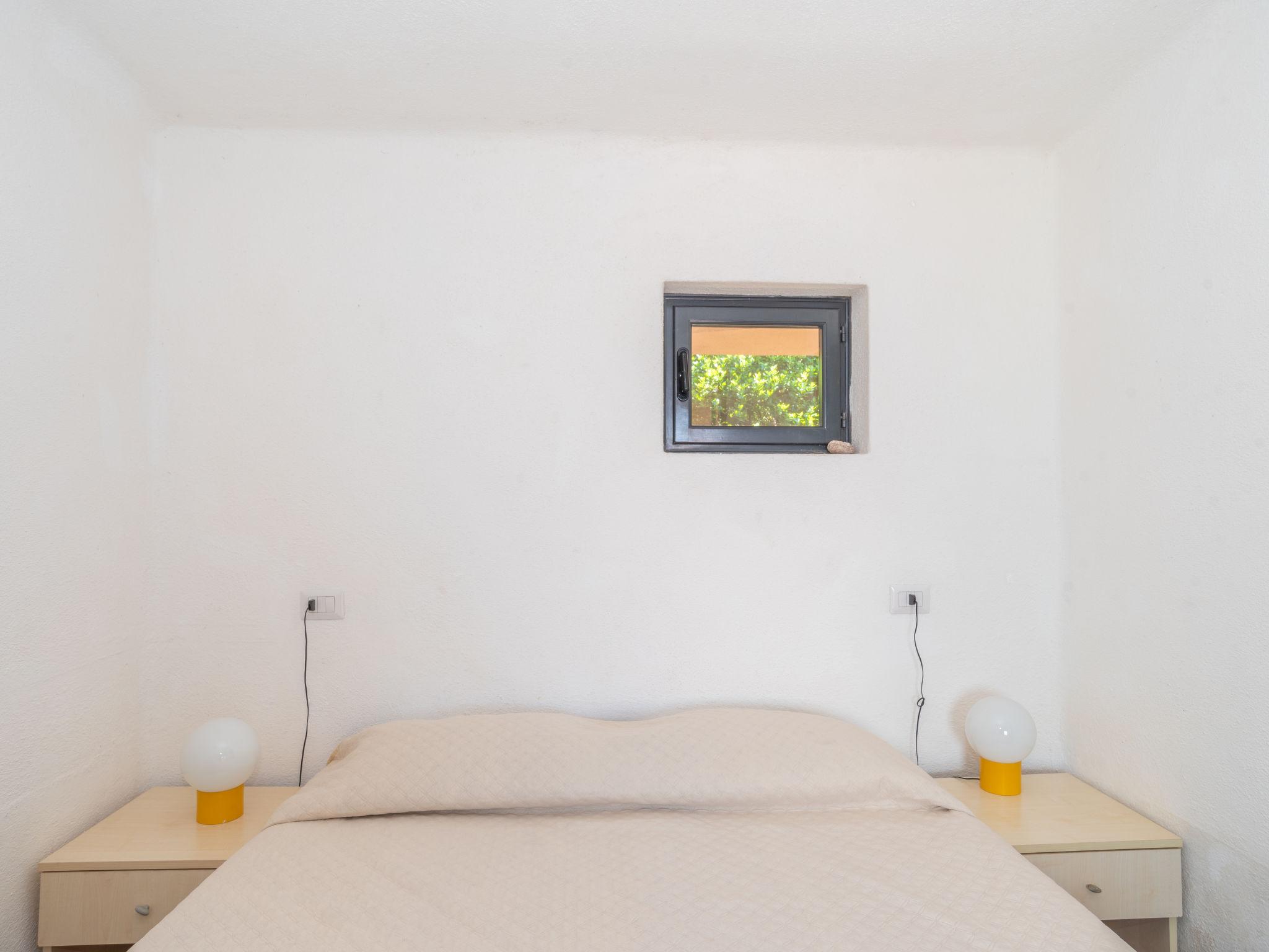 Foto 9 - Casa con 3 camere da letto a Aglientu con terrazza e vista mare