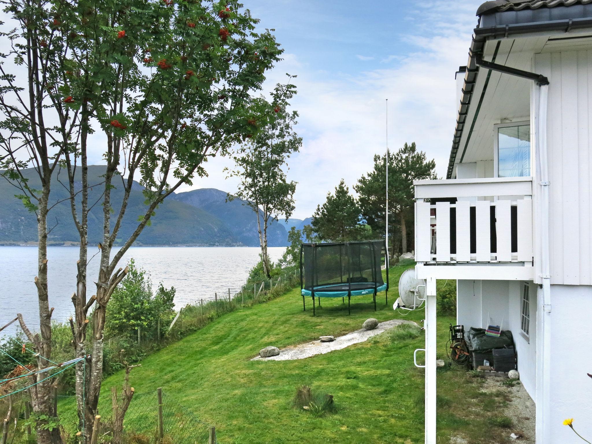 Photo 7 - Maison de 3 chambres à Kyrkjebø avec jardin et terrasse