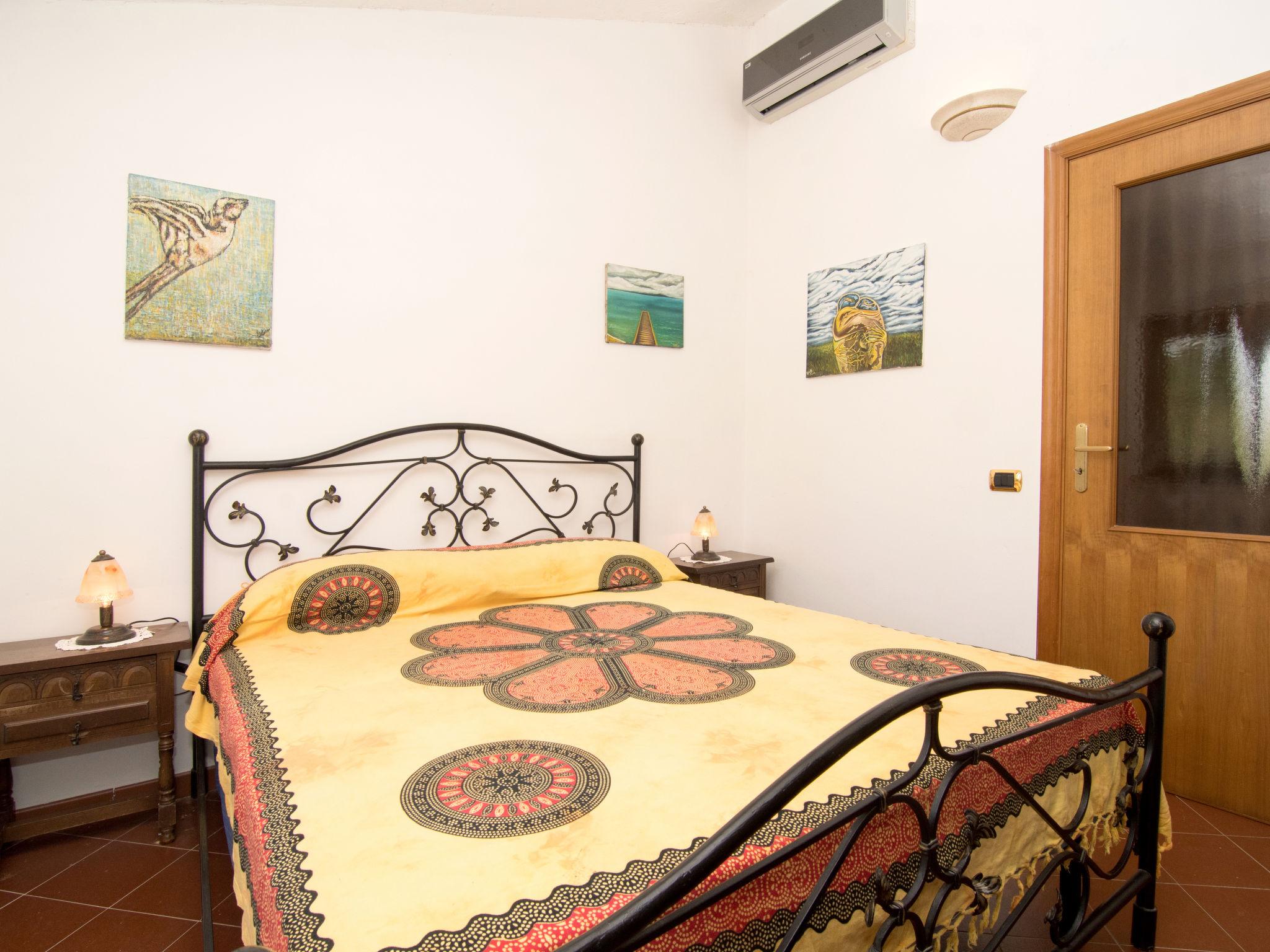 Photo 15 - 4 bedroom House in Capaccio Paestum with private pool and garden