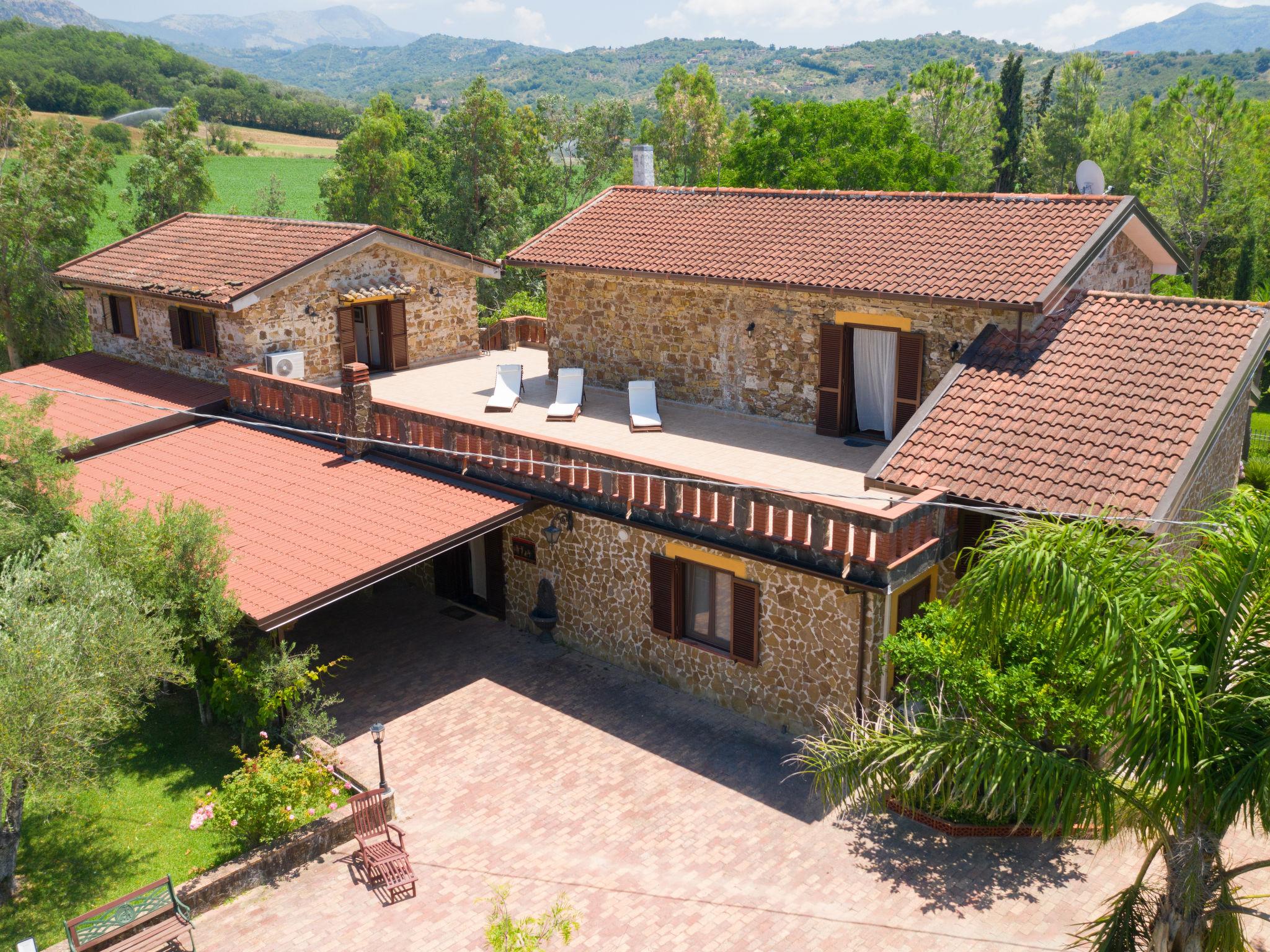 Foto 4 - Casa con 4 camere da letto a Capaccio Paestum con piscina privata e giardino