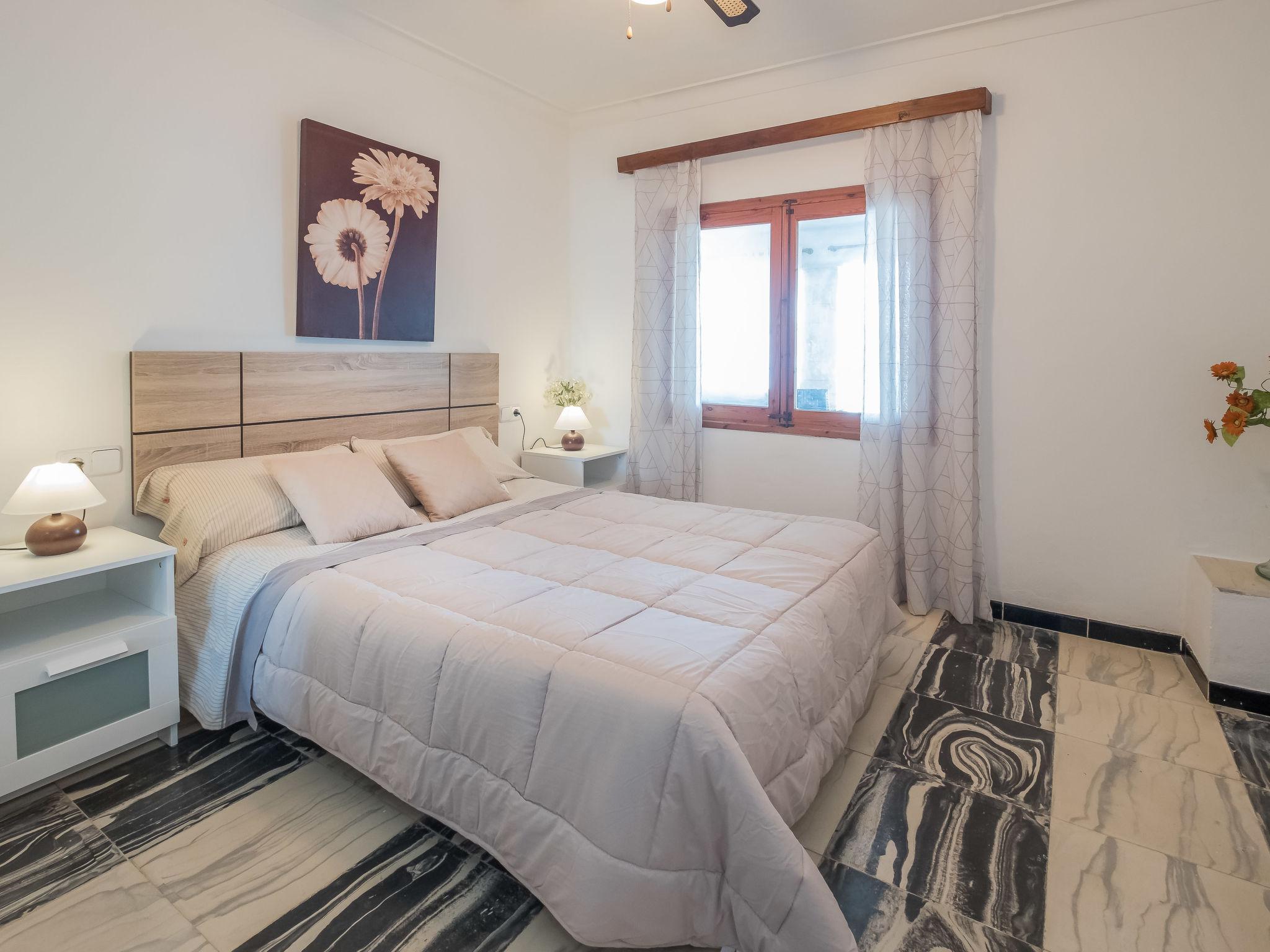 Foto 8 - Appartamento con 3 camere da letto a Alcúdia con giardino e vista mare