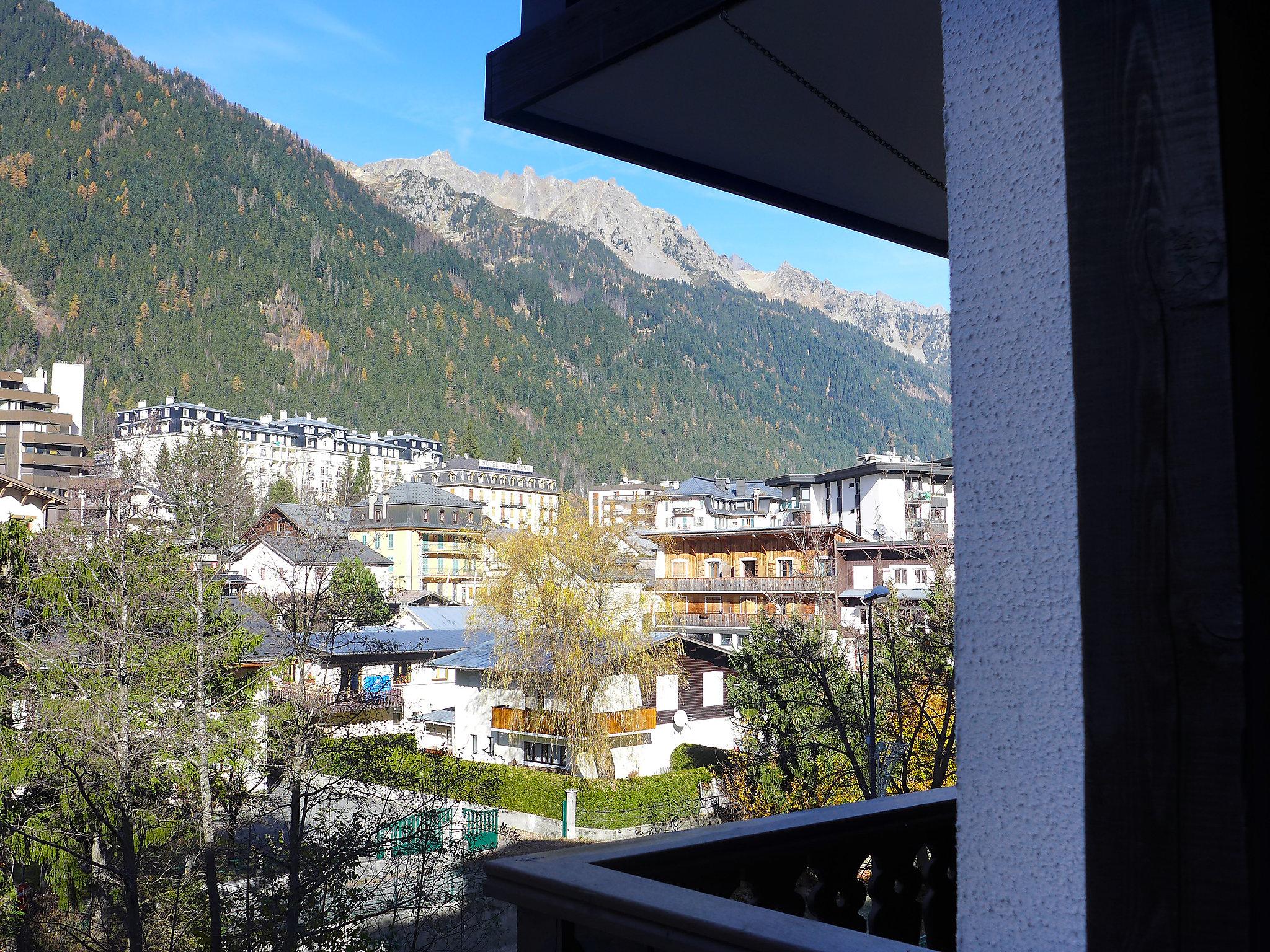 Foto 4 - Apartamento en Chamonix-Mont-Blanc con vistas a la montaña