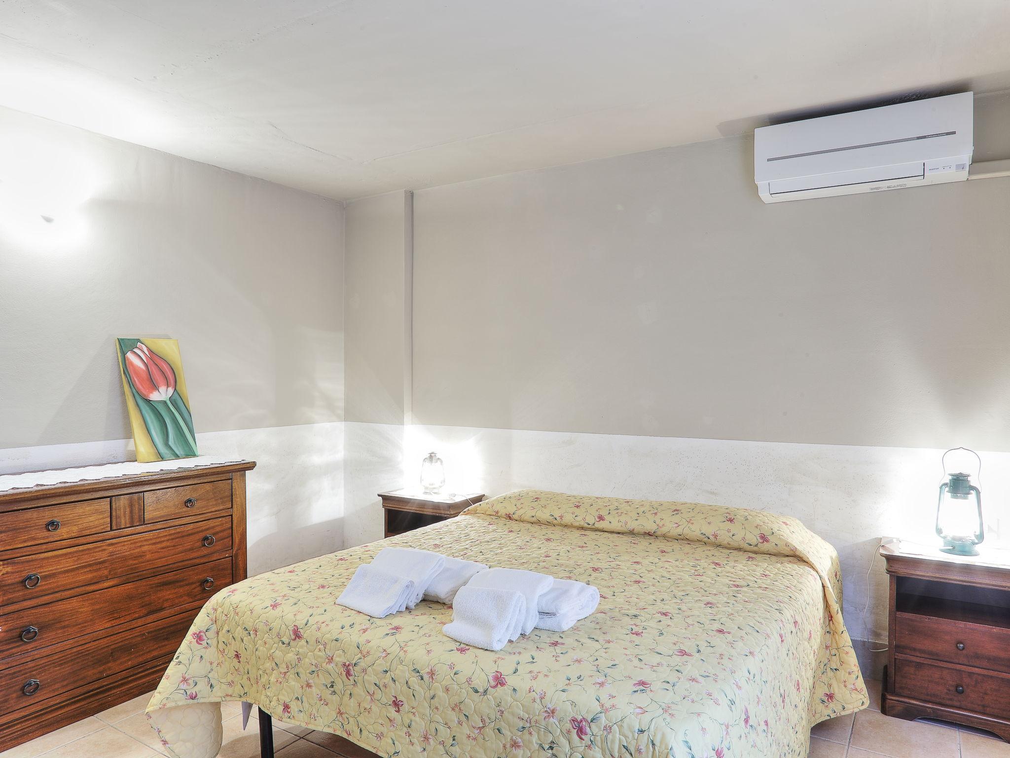 Foto 9 - Appartamento con 2 camere da letto a Montaione con piscina e giardino