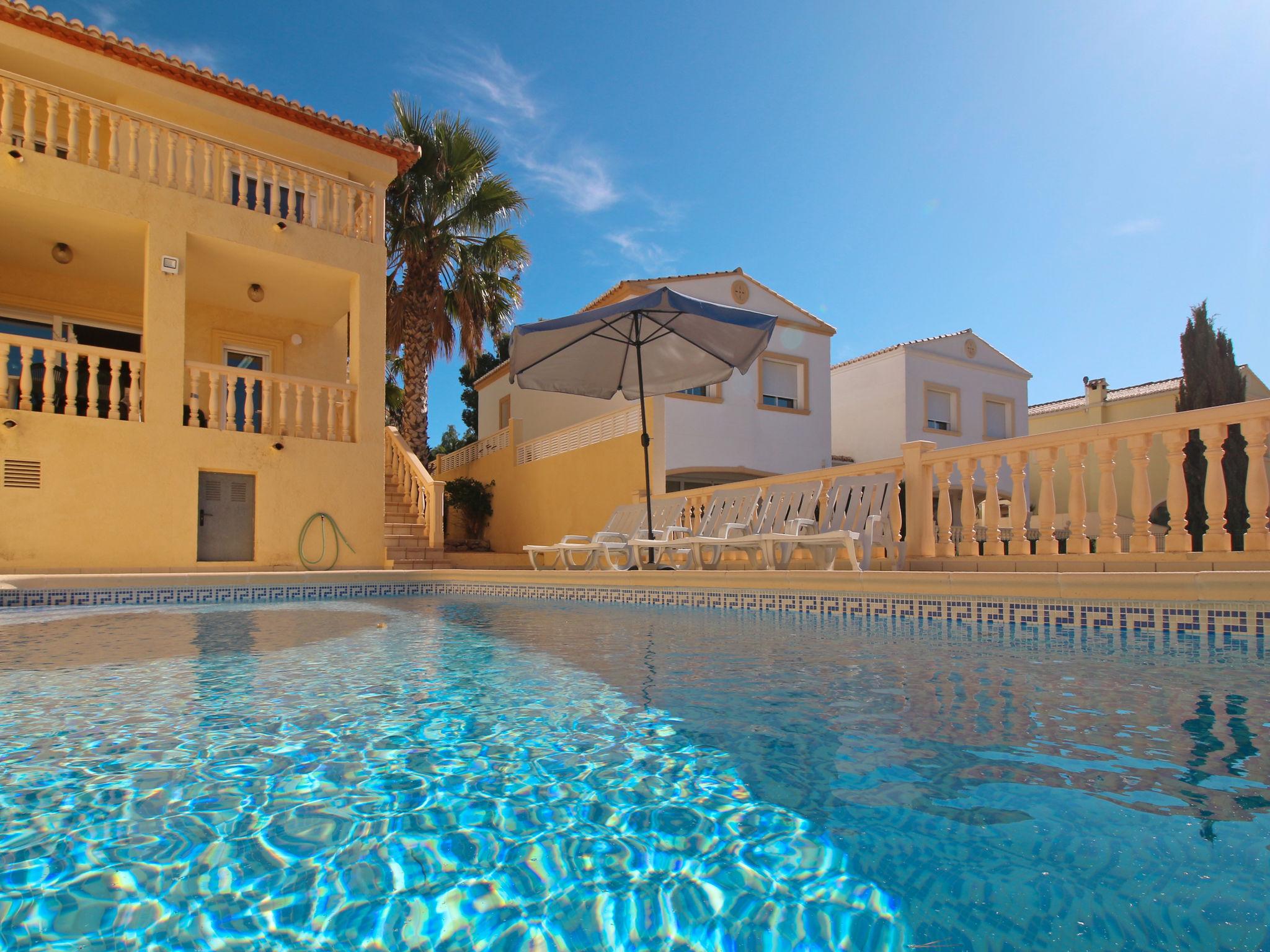 Foto 1 - Casa de 4 habitaciones en Calpe con piscina privada y vistas al mar