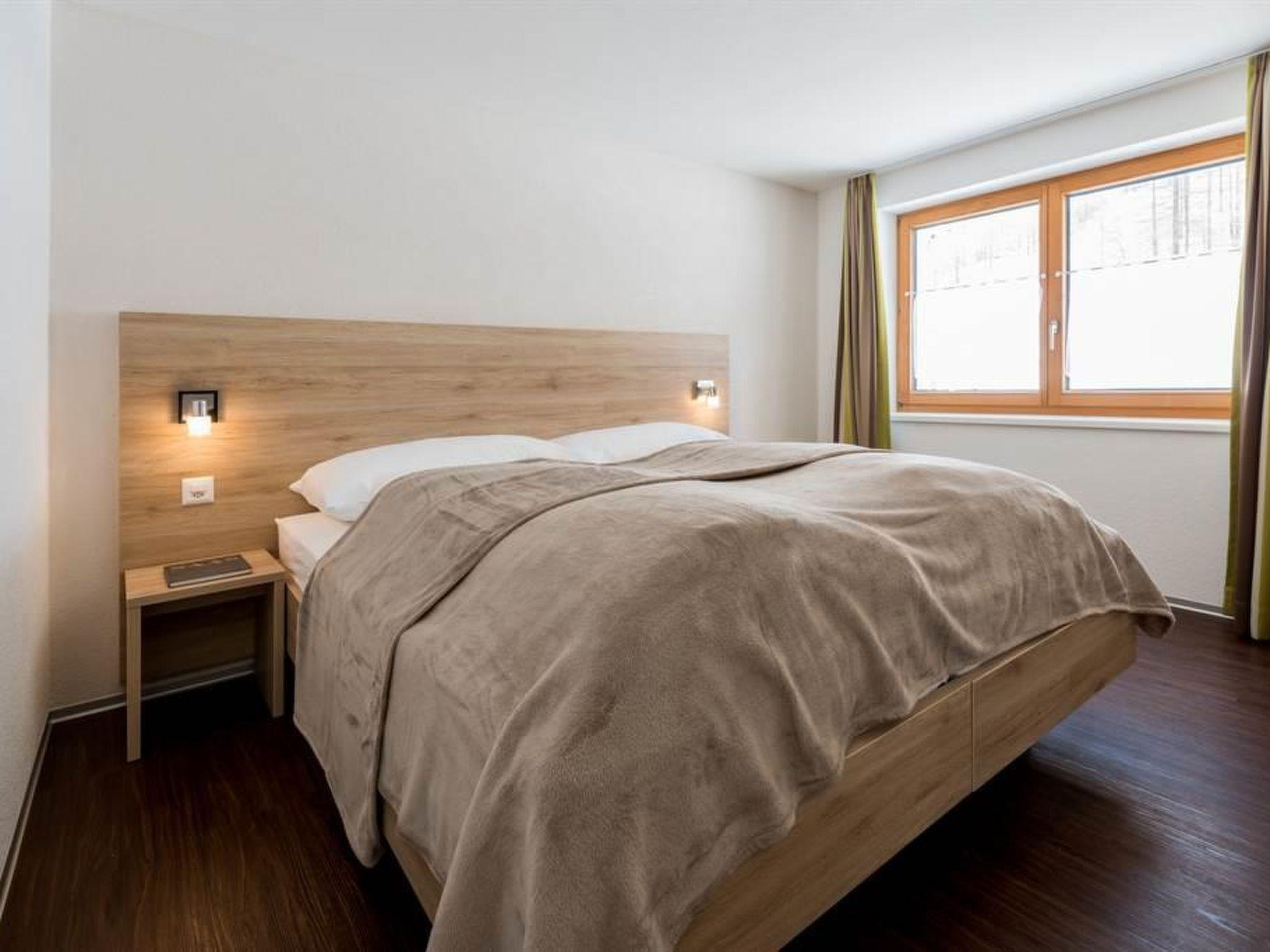 Foto 34 - Apartamento de 2 habitaciones en Saas-Almagell con sauna y bañera de hidromasaje