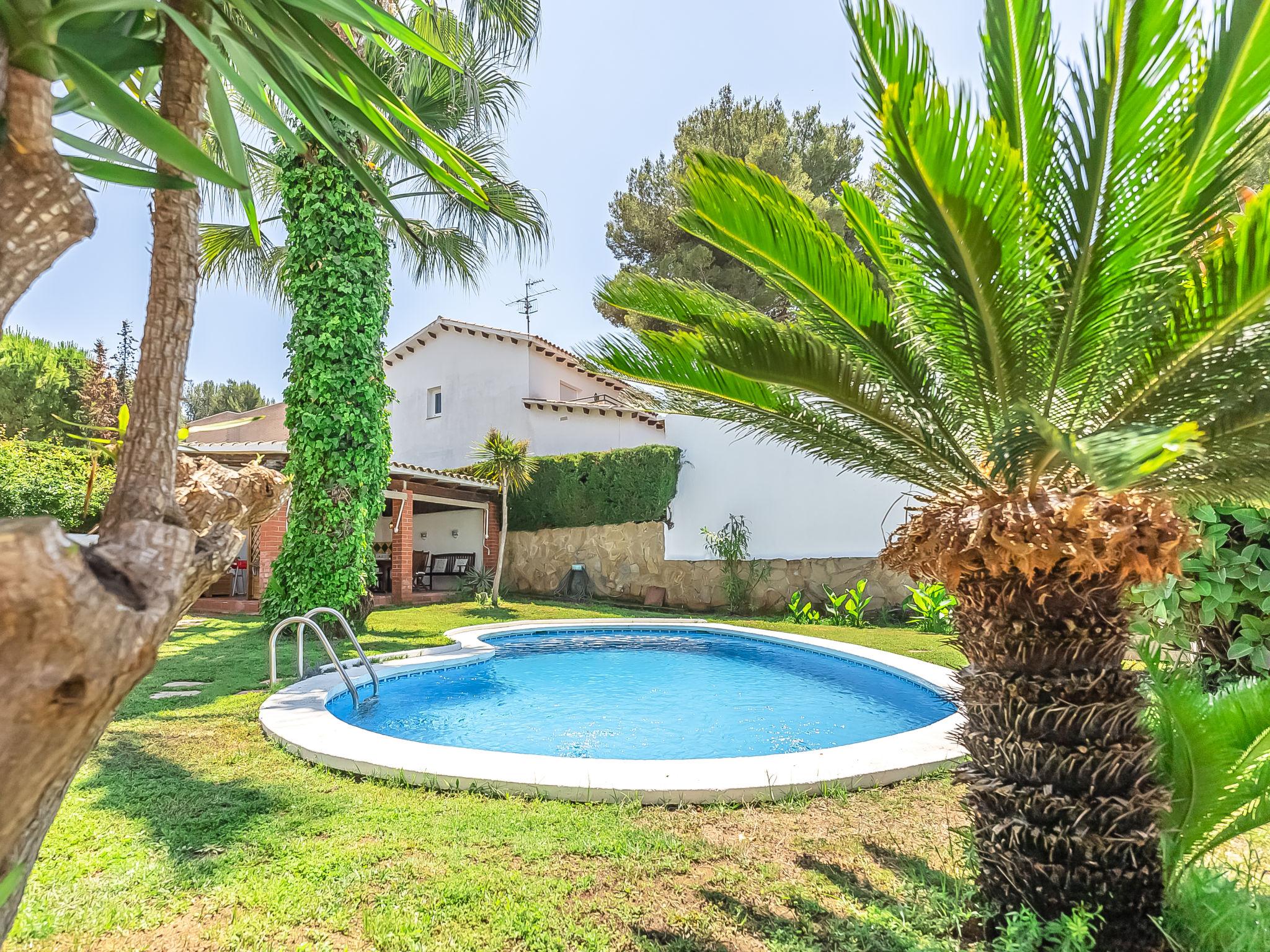 Foto 18 - Casa con 3 camere da letto a Roda de Berà con piscina privata e vista mare