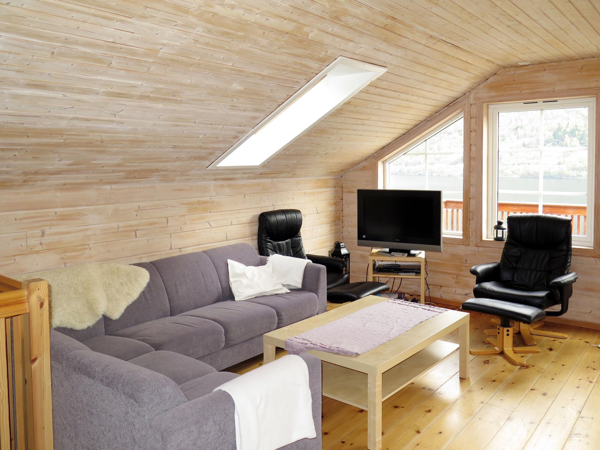 Foto 2 - Casa de 4 quartos em Vik i Sogn com terraço e sauna