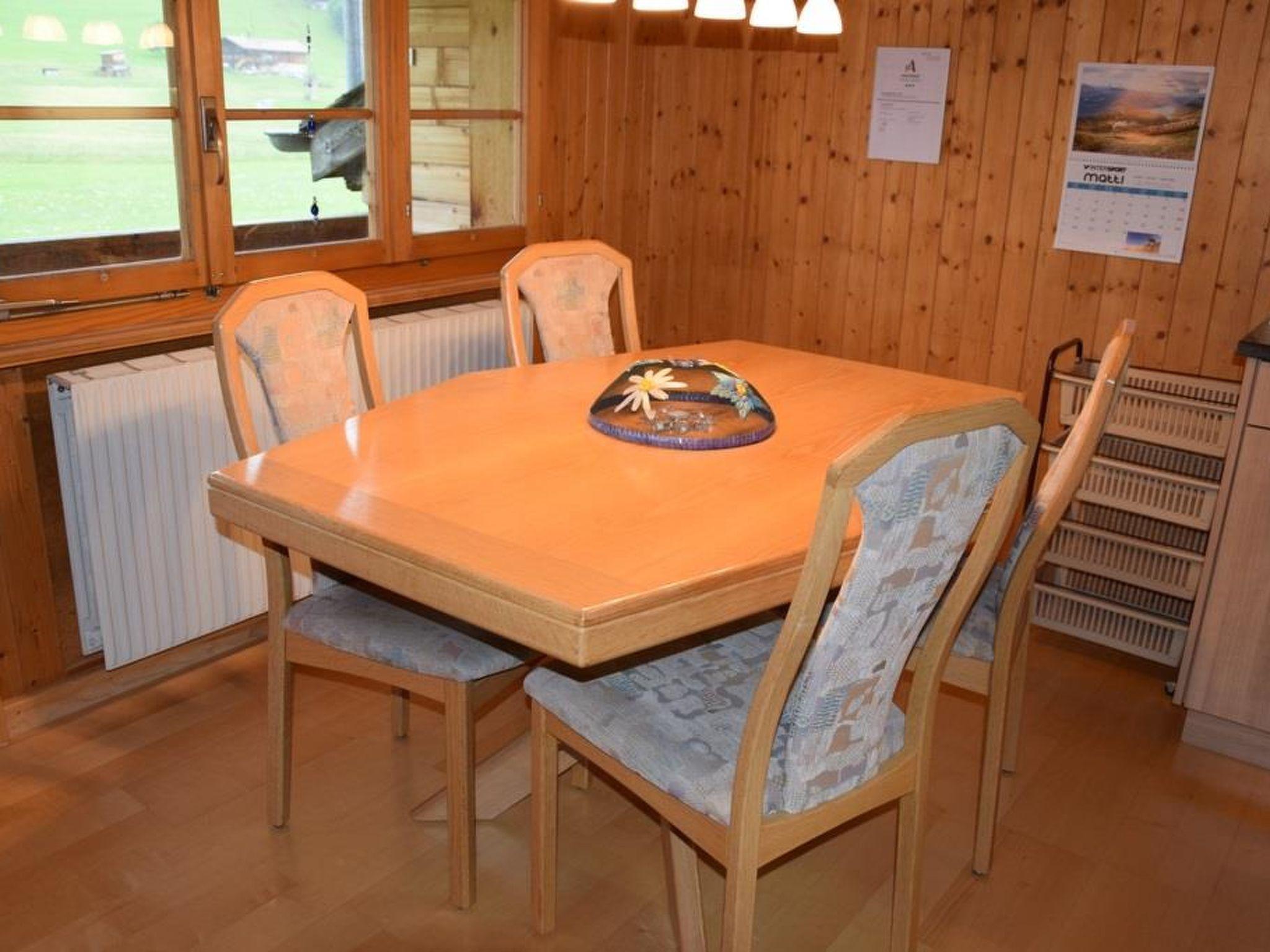 Photo 9 - 2 bedroom Apartment in Lenk with garden