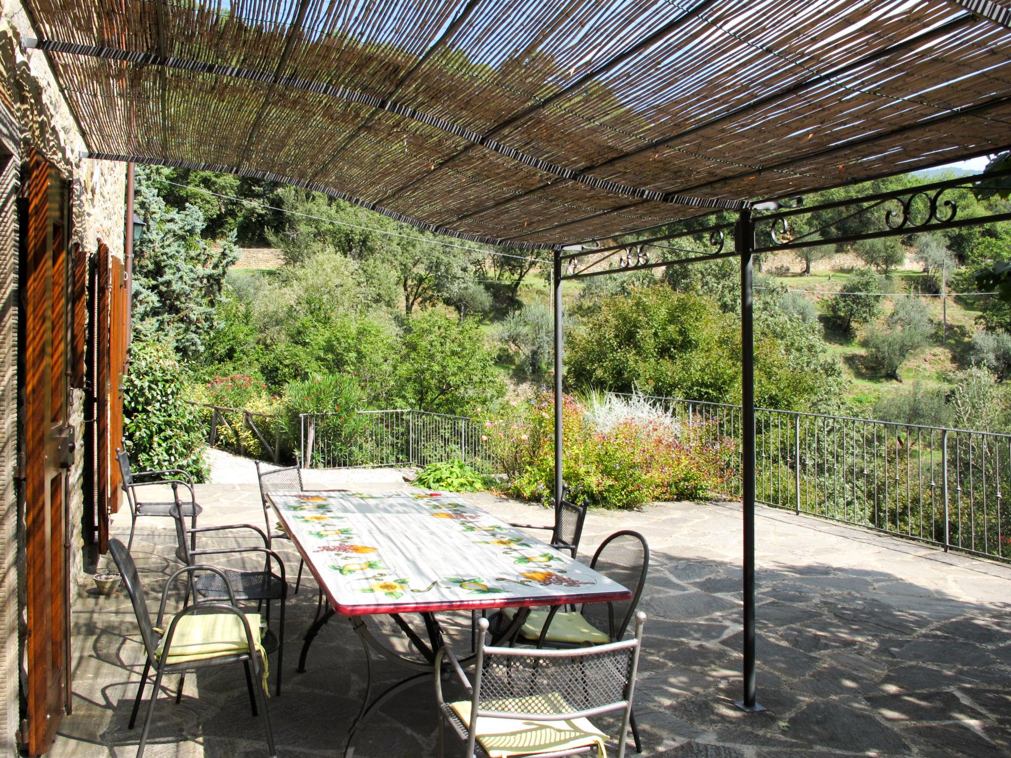 Photo 2 - Maison de 3 chambres à Cortona avec jardin et terrasse