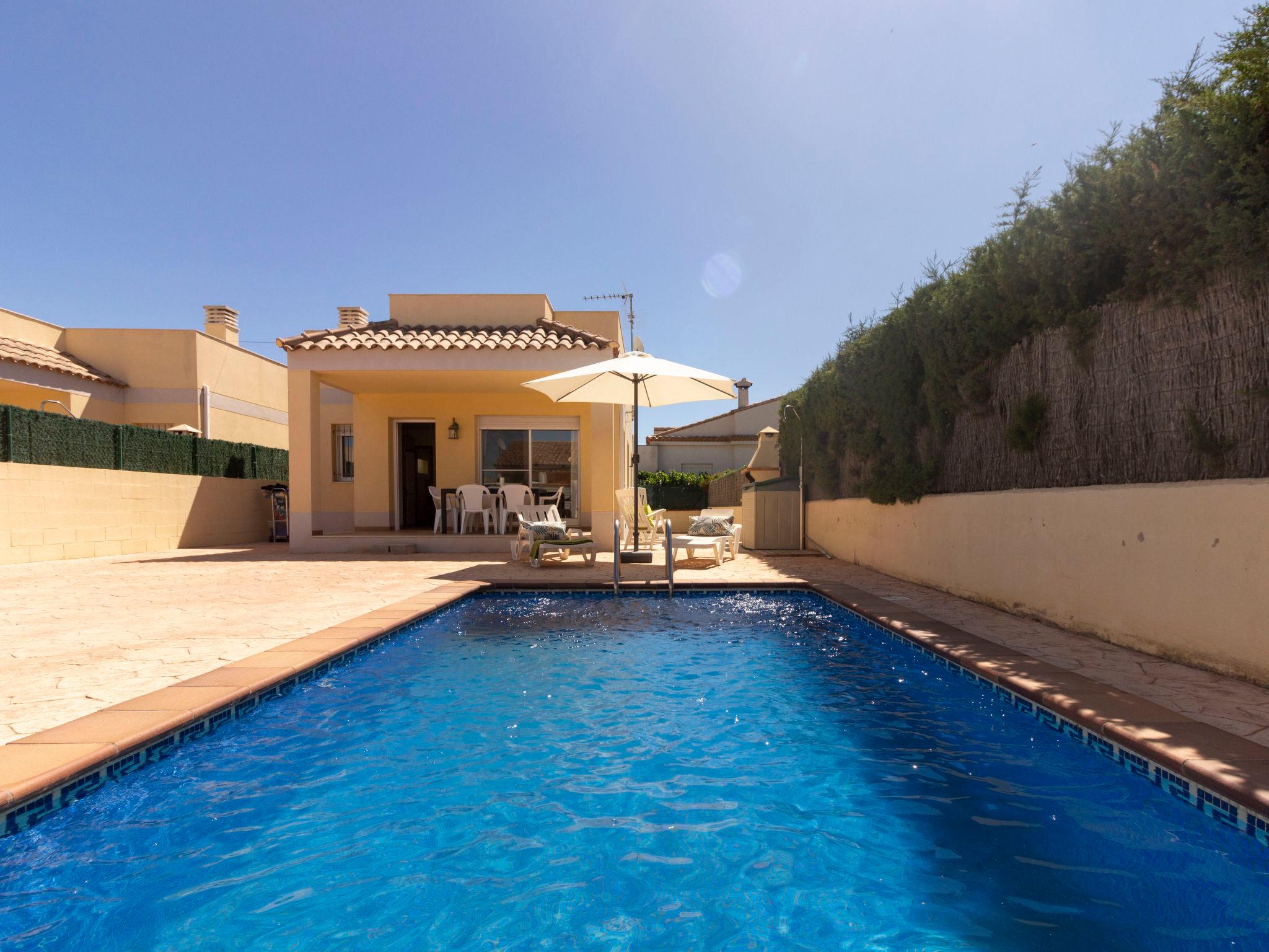 Foto 18 - Casa de 3 habitaciones en Deltebre con piscina privada y vistas al mar