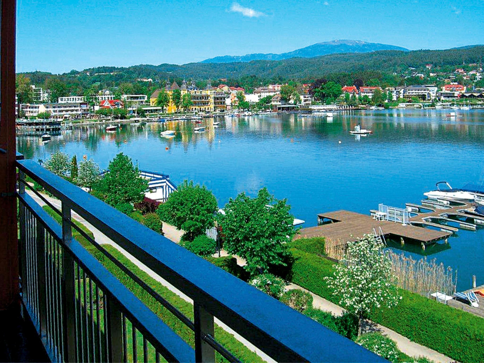 Photo 23 - 1 bedroom Apartment in Velden am Wörther See with mountain view