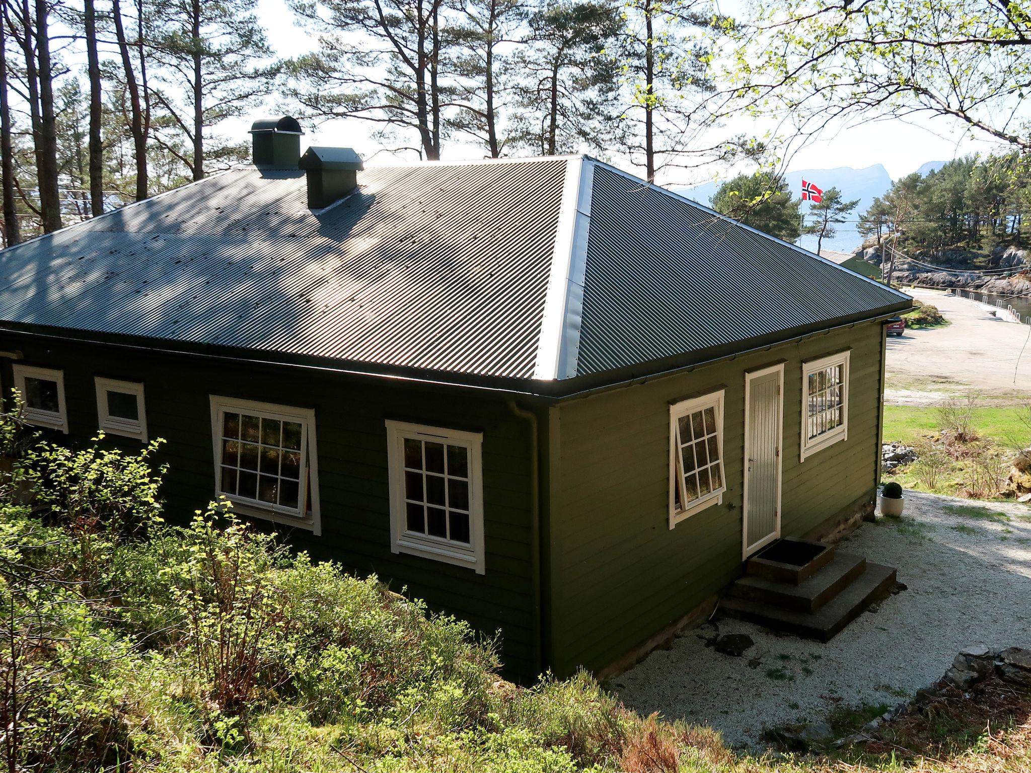 Foto 1 - Haus mit 5 Schlafzimmern in Hyllestad mit terrasse