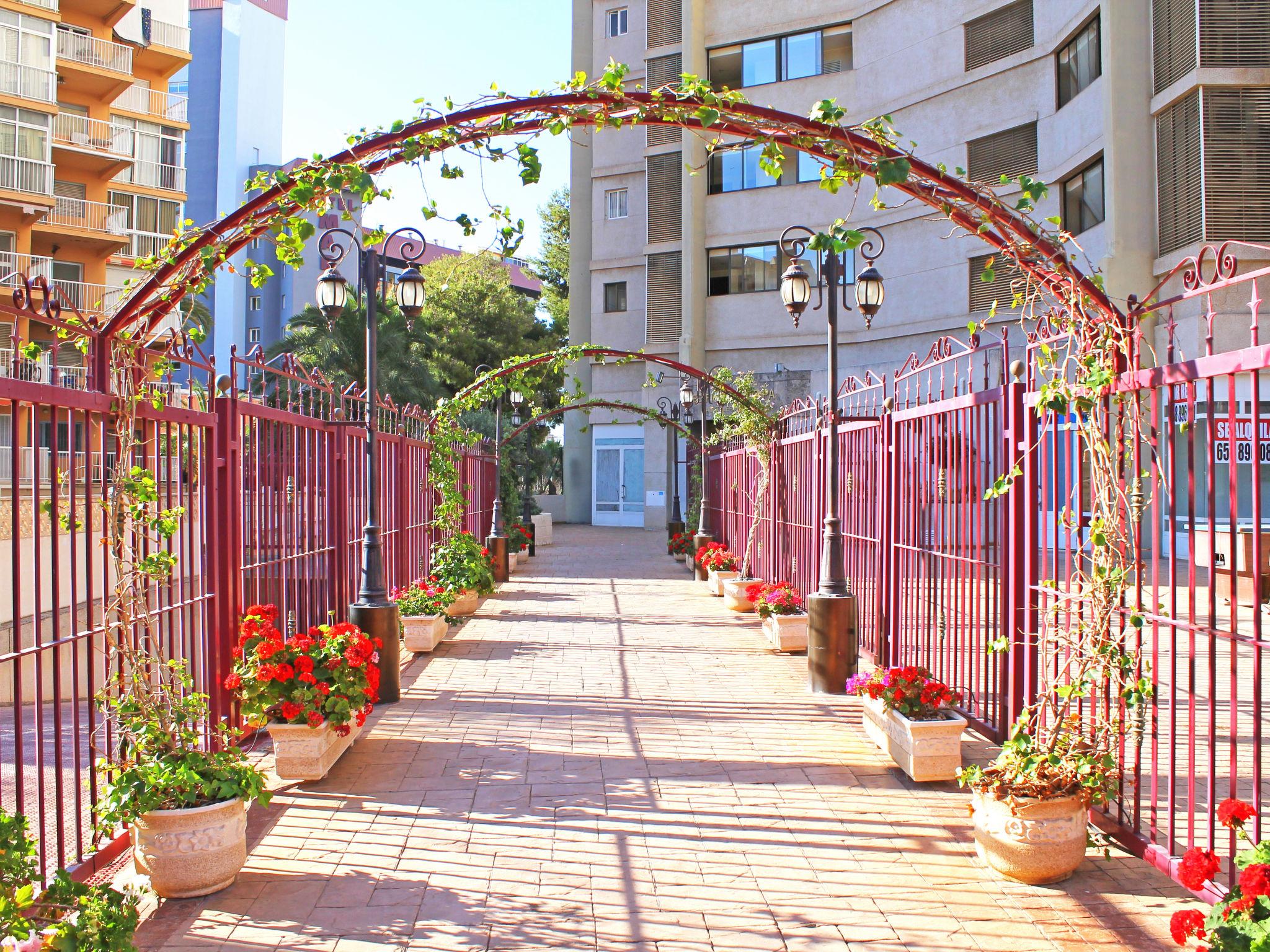 Foto 22 - Apartamento de 1 quarto em Benidorm com piscina e terraço