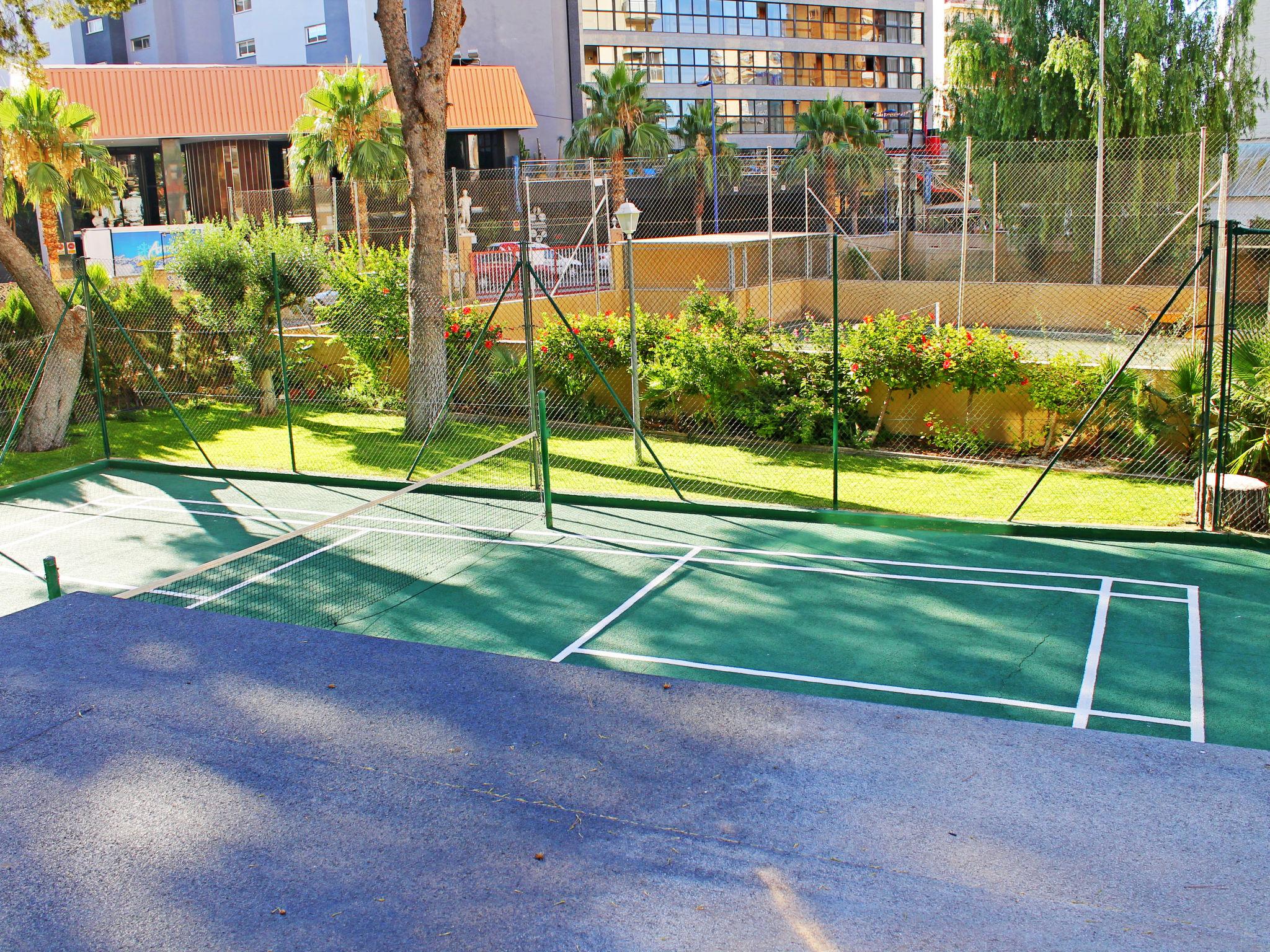 Foto 17 - Appartamento con 1 camera da letto a Benidorm con piscina e vista mare