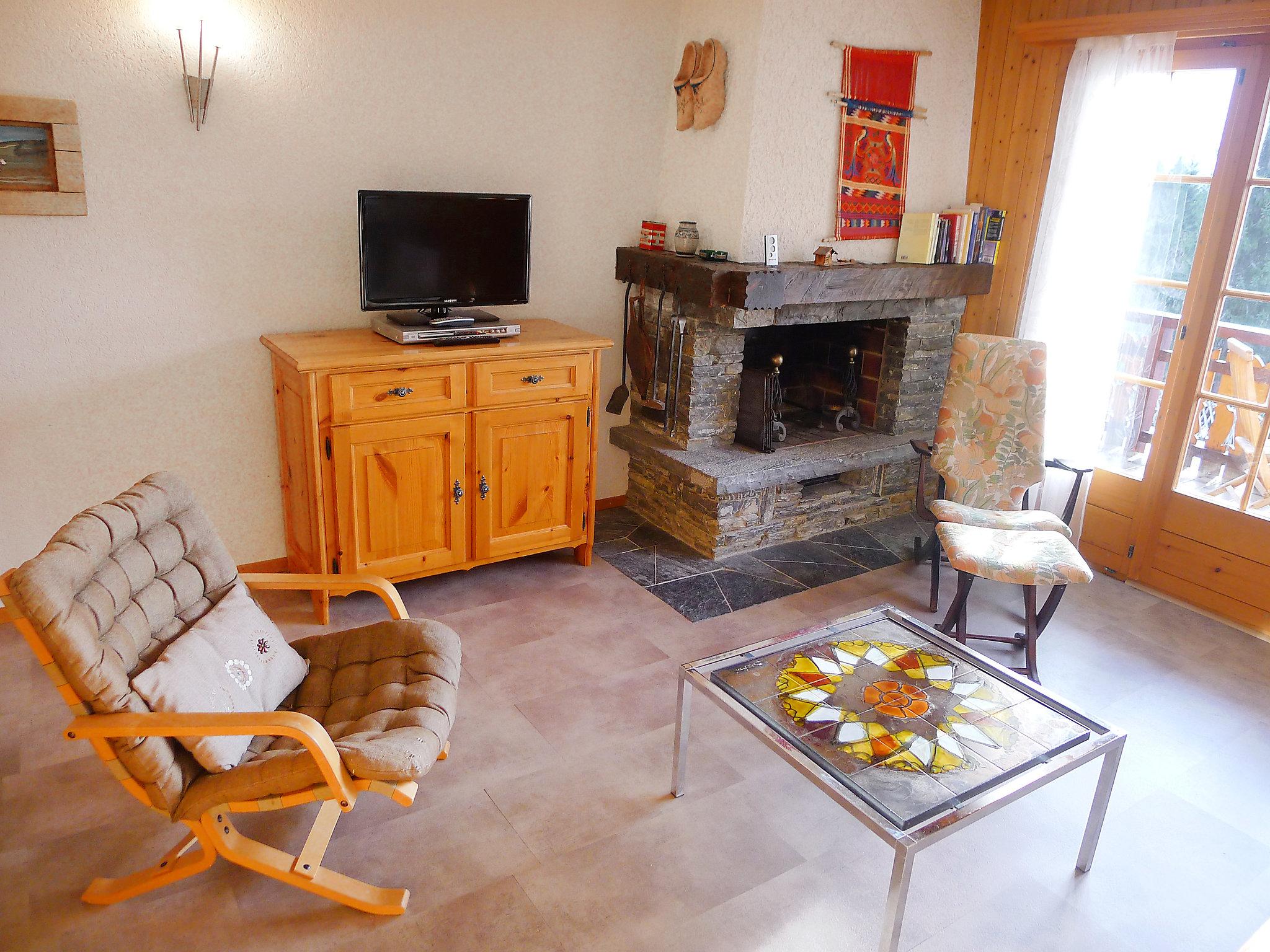 Photo 3 - 1 bedroom Apartment in Ollon with sauna and mountain view