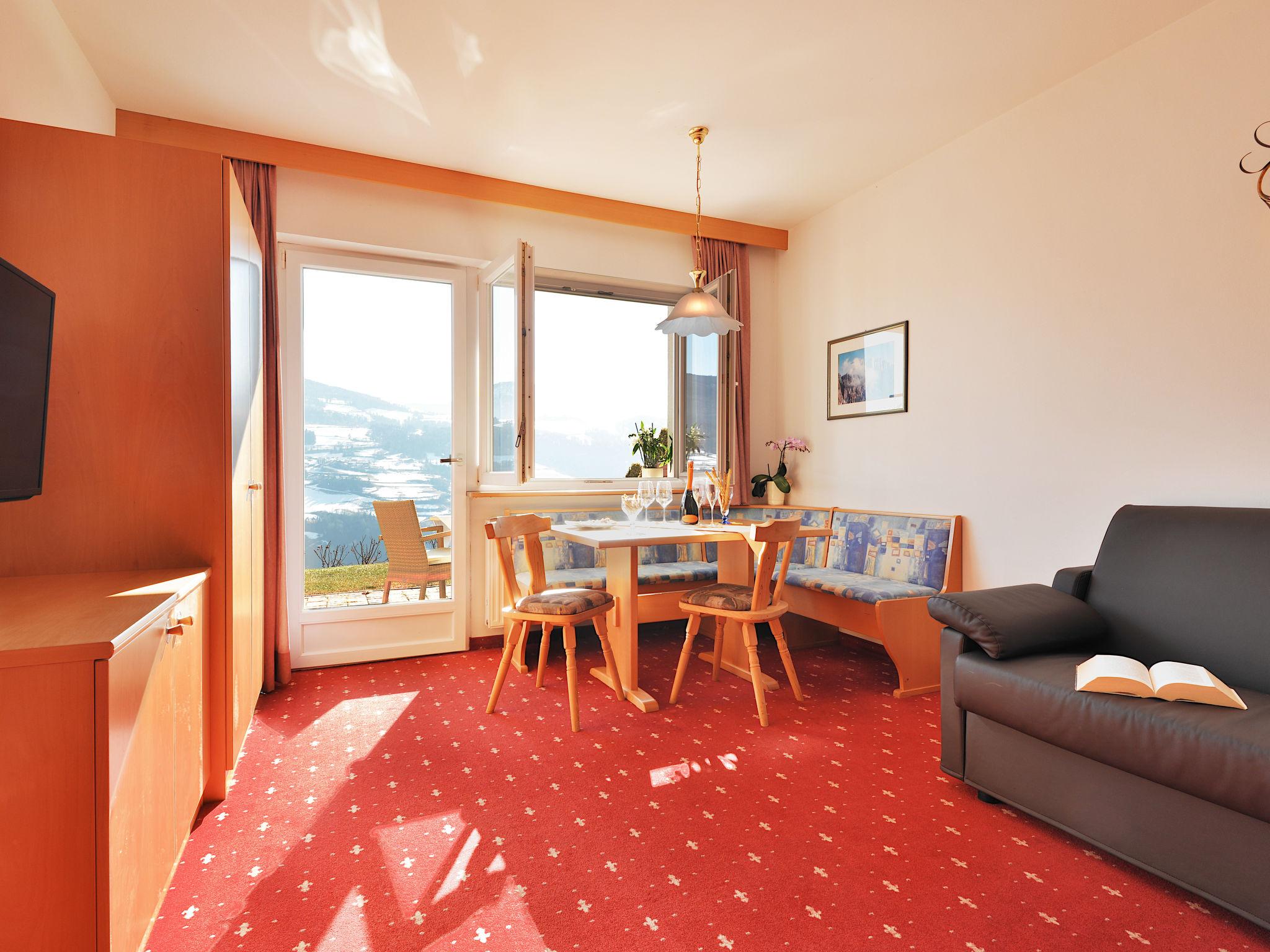 Photo 7 - 1 bedroom Apartment in Villanders with swimming pool and mountain view