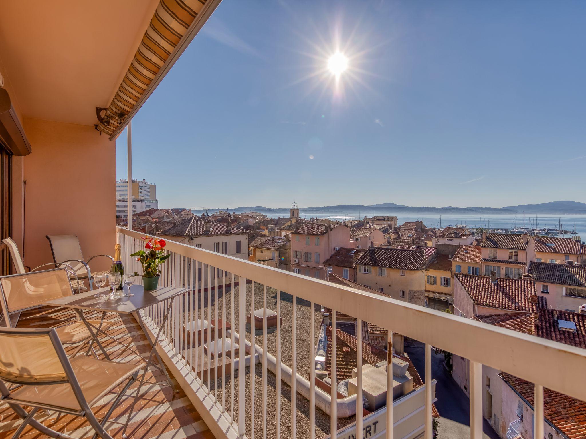 Photo 11 - 2 bedroom Apartment in Sainte-Maxime with sea view