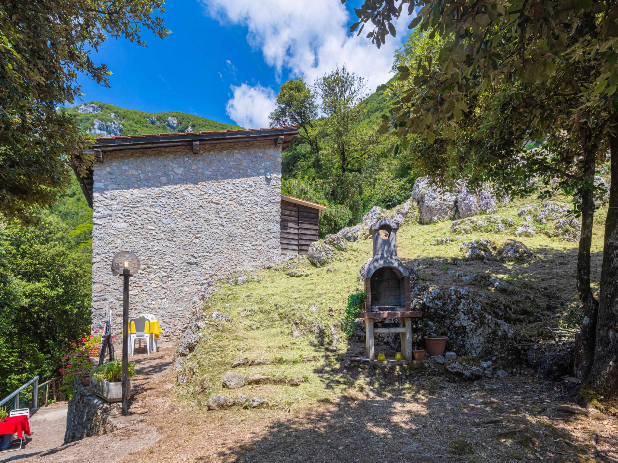 Photo 23 - Maison de 2 chambres à Stazzema avec jardin et vues à la mer