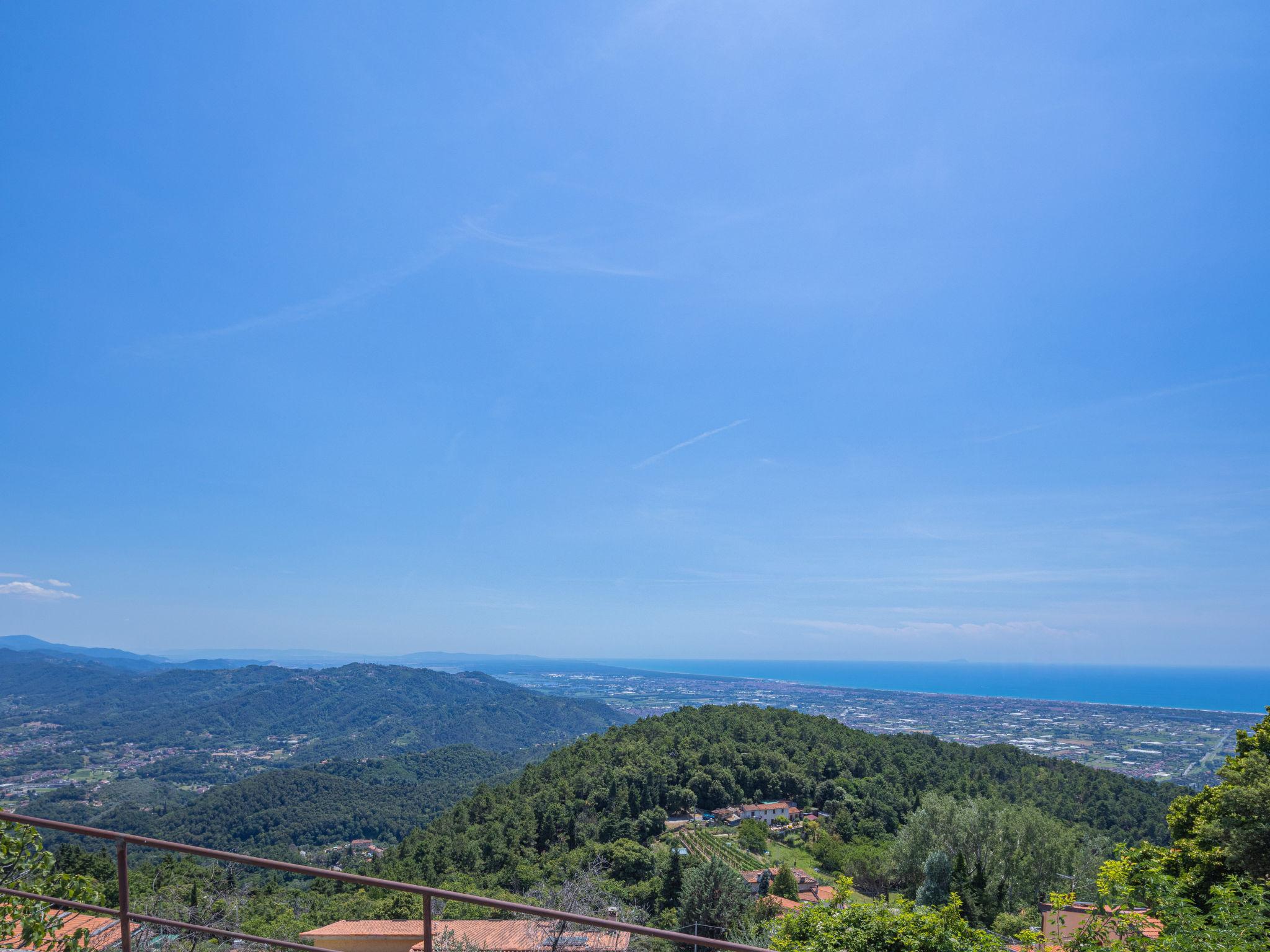 Foto 5 - Casa de 2 habitaciones en Stazzema con jardín y vistas al mar