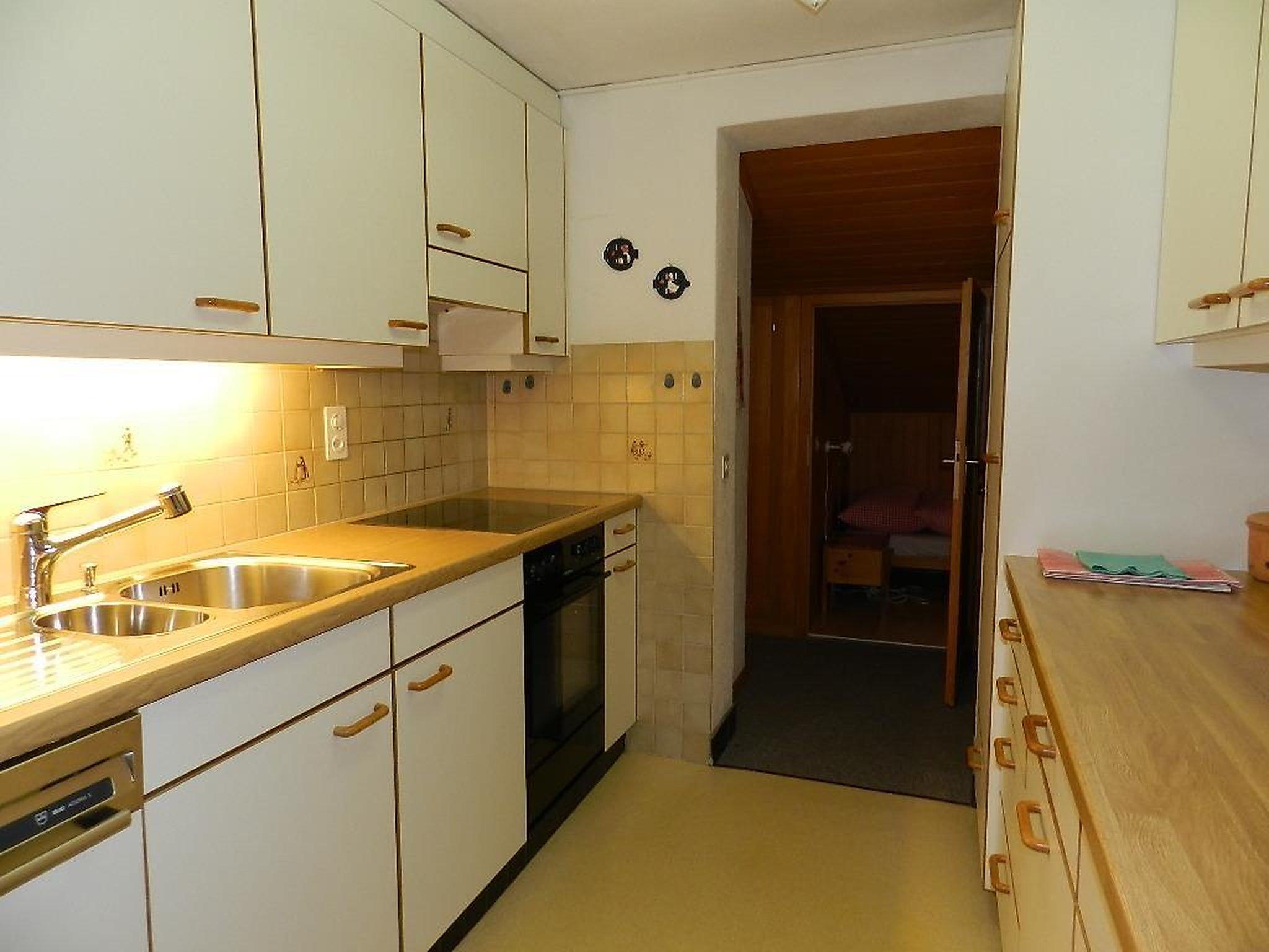 Foto 23 - Apartamento de 3 quartos em Saanen