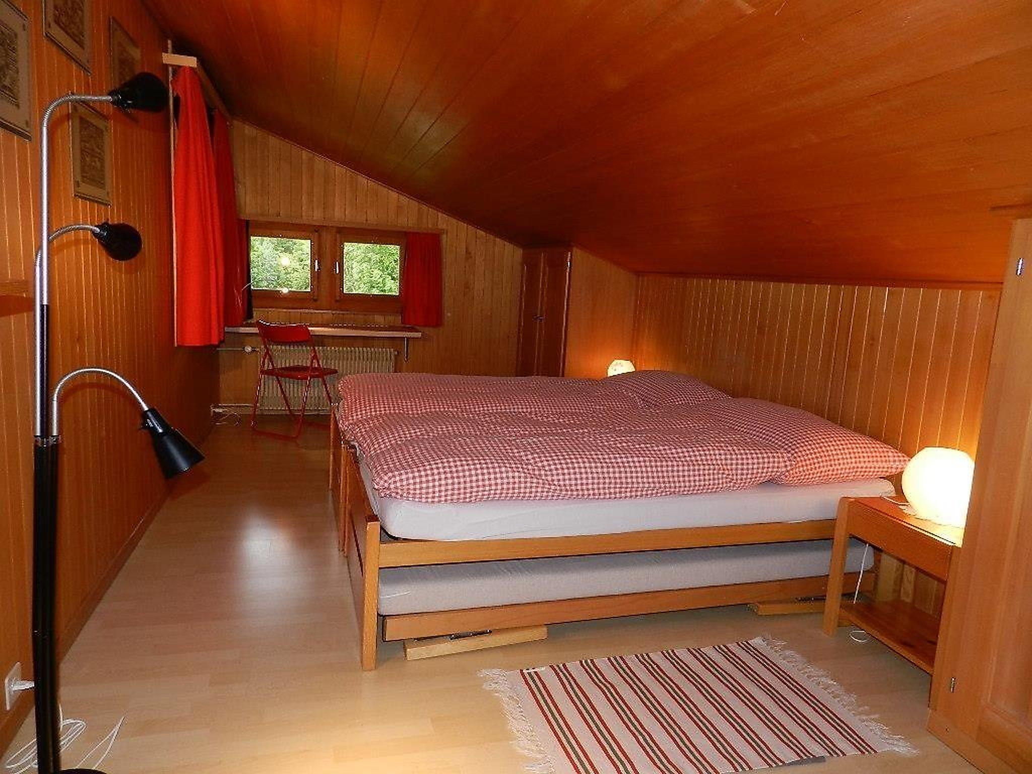 Foto 18 - Appartamento con 3 camere da letto a Saanen