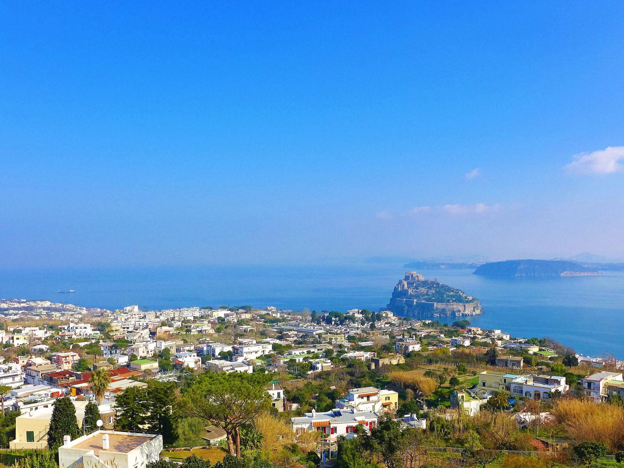 Foto 22 - Casa con 2 camere da letto a Ischia con vista mare