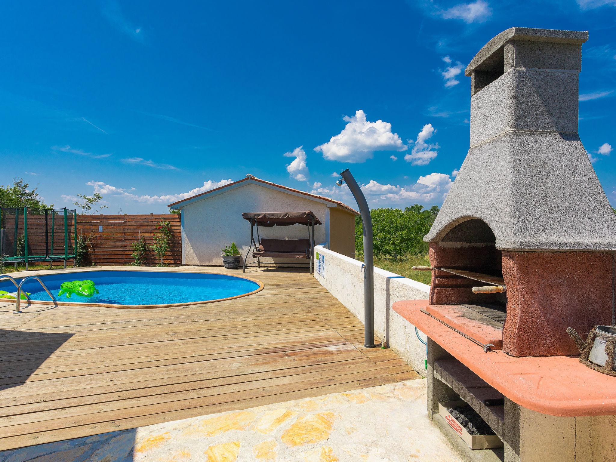 Foto 28 - Casa de 2 habitaciones en Labin con piscina privada y vistas al mar