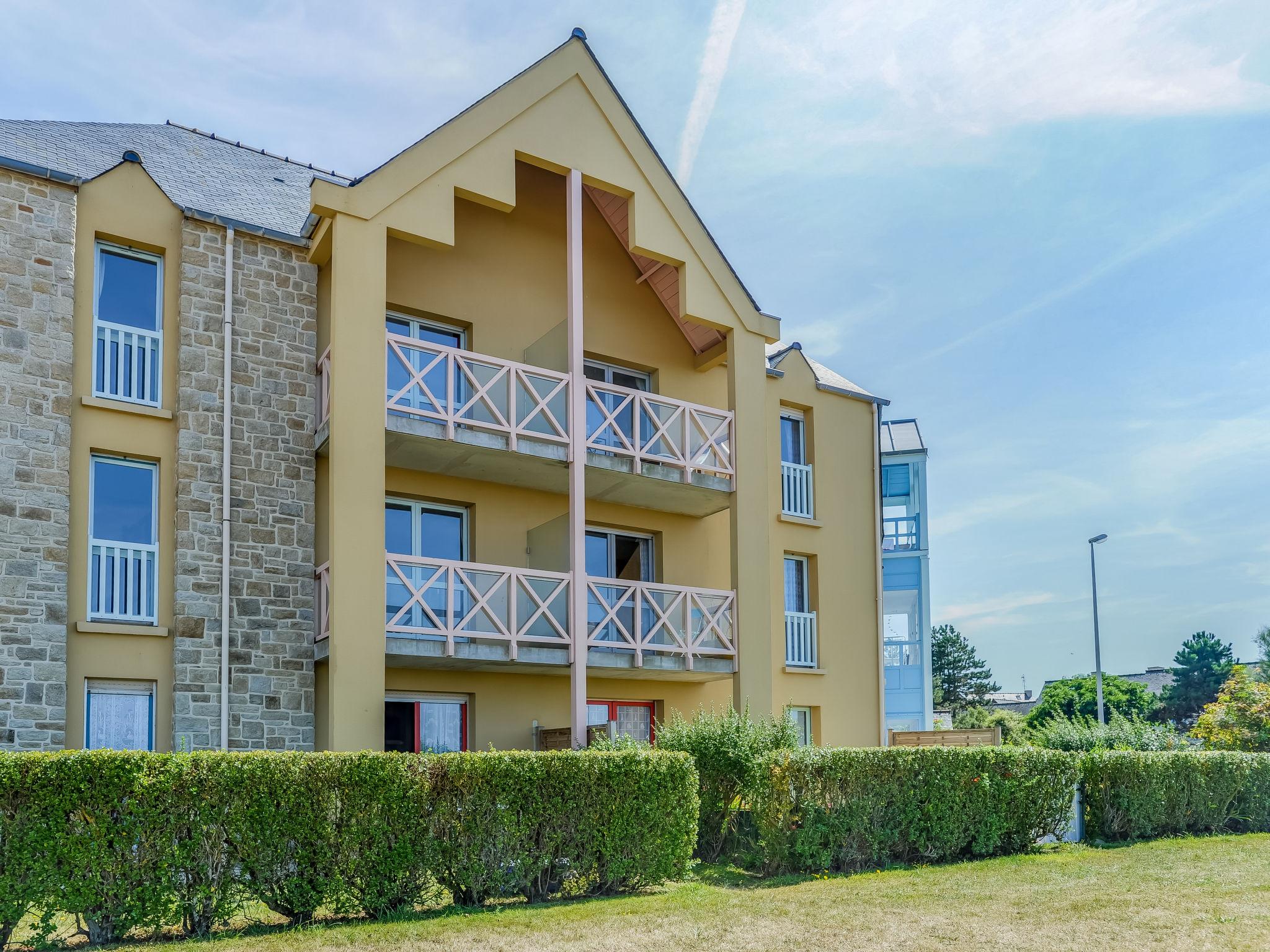 Foto 15 - Apartment mit 1 Schlafzimmer in Saint-Malo mit schwimmbad und blick aufs meer