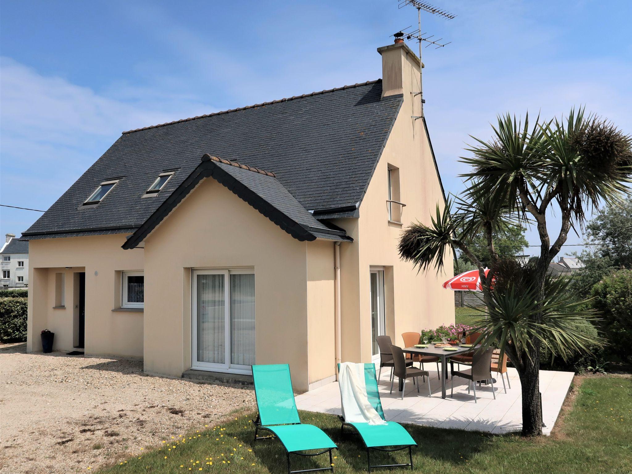 Photo 1 - Maison de 3 chambres à Plouescat avec jardin et terrasse