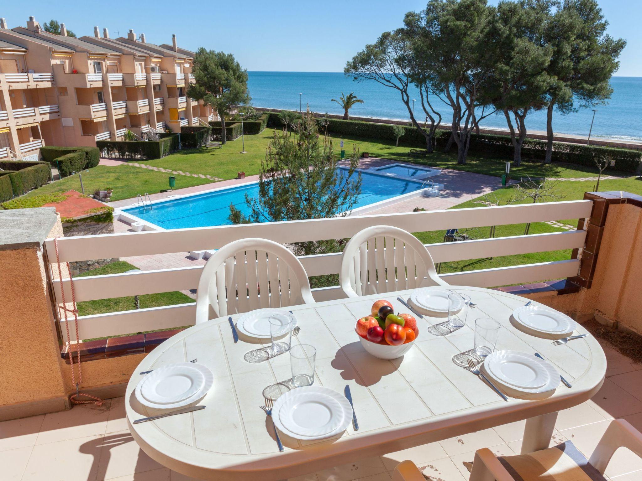 Photo 2 - 2 bedroom Apartment in Mont-roig del Camp with swimming pool and sea view